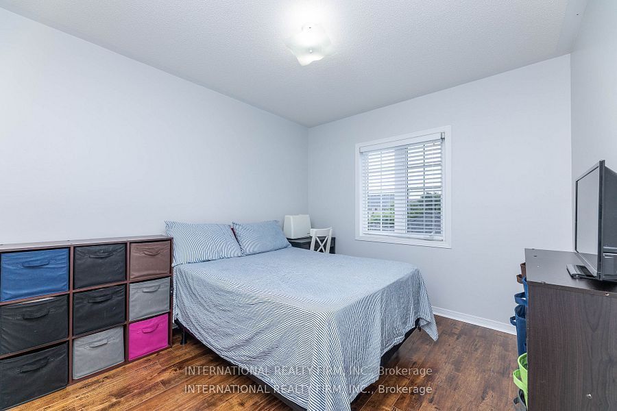 1855 Appleby Line Property Photo 19