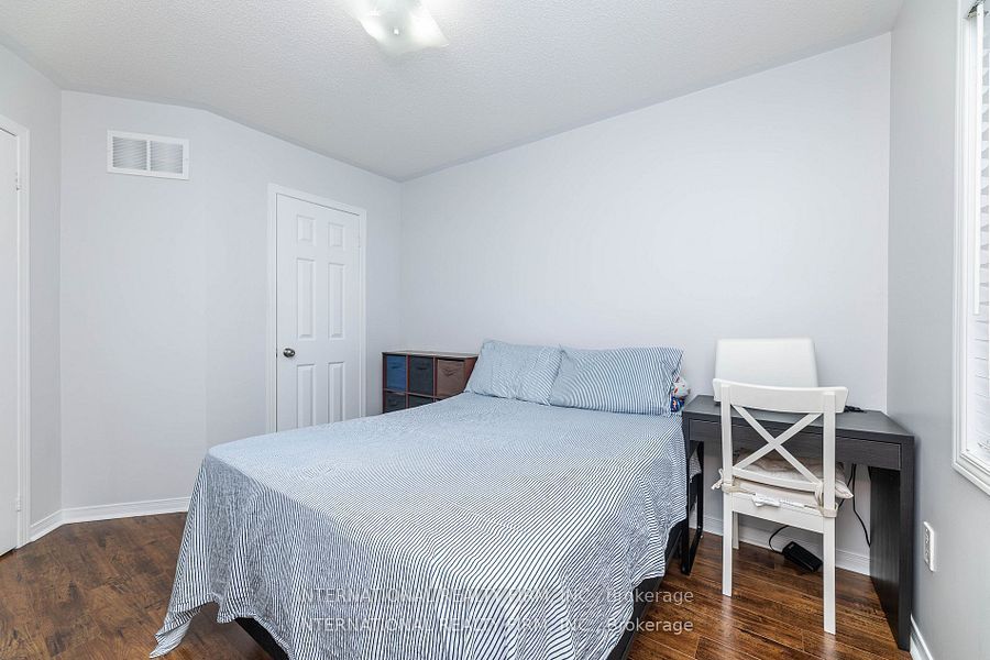 1855 Appleby Line Property Photo 20