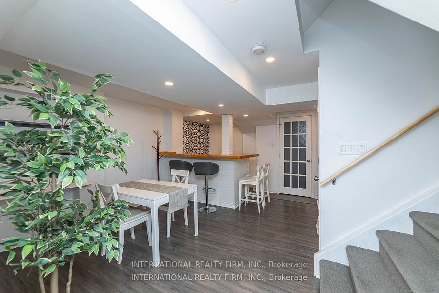 1855 Appleby Line Property Photo 30