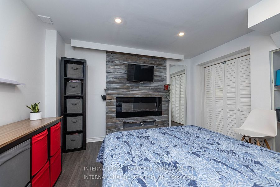 1855 Appleby Line Property Photo 34