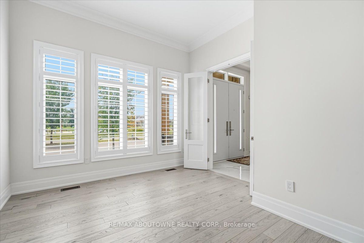2359 Saw Whet Boulevard Property Photo 5