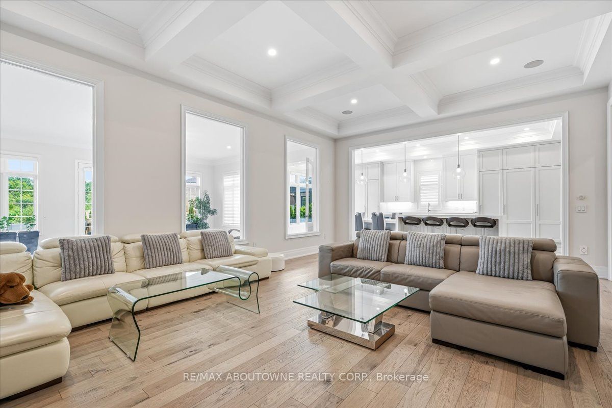 2359 Saw Whet Boulevard Property Photo 17