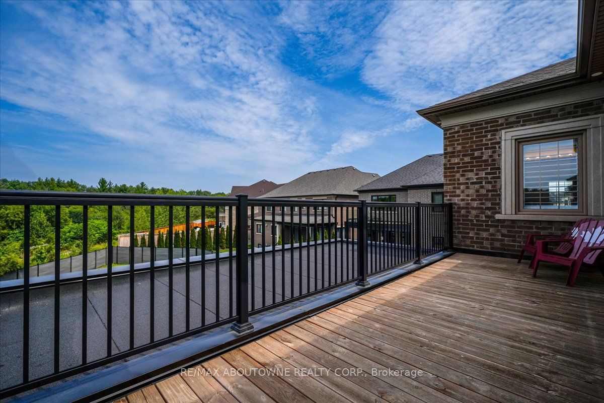 2359 Saw Whet Boulevard Property Photo 25
