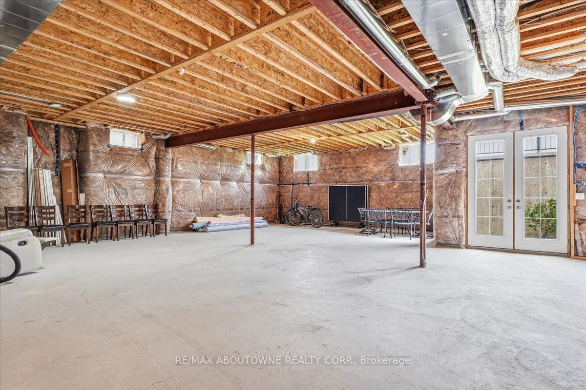 2359 Saw Whet Boulevard Property Photo 26