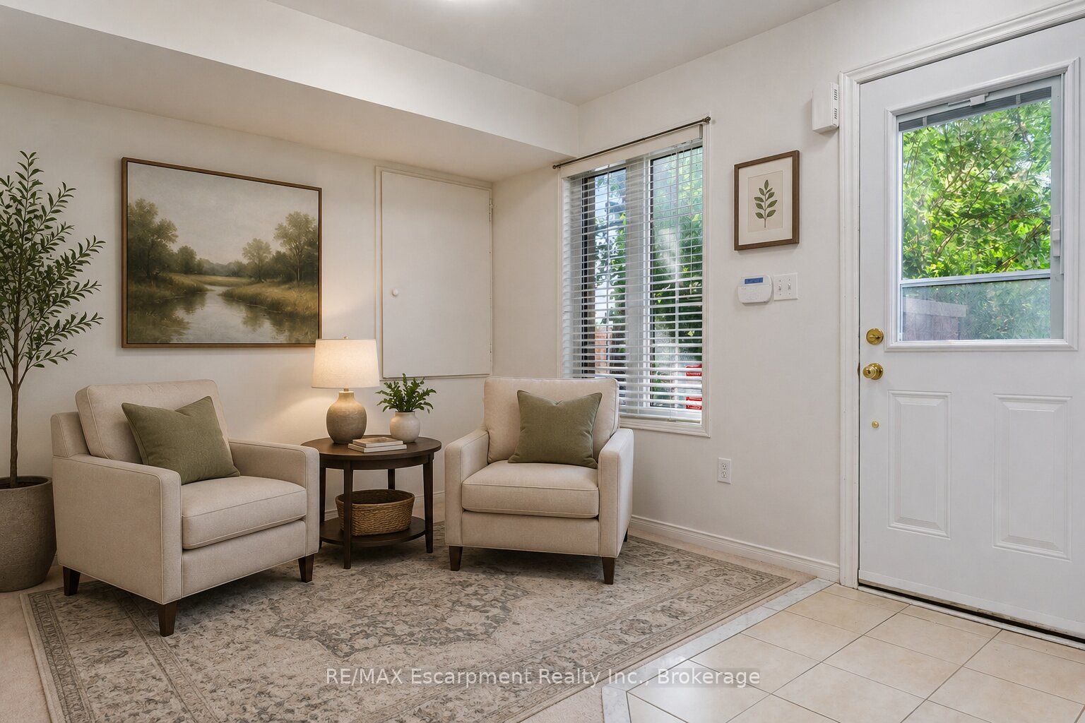 8 Jim Baird Mews Property Photo 5