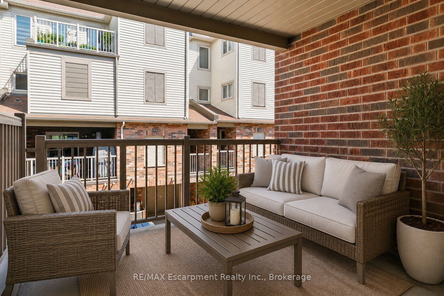 8 Jim Baird Mews Property Photo 20