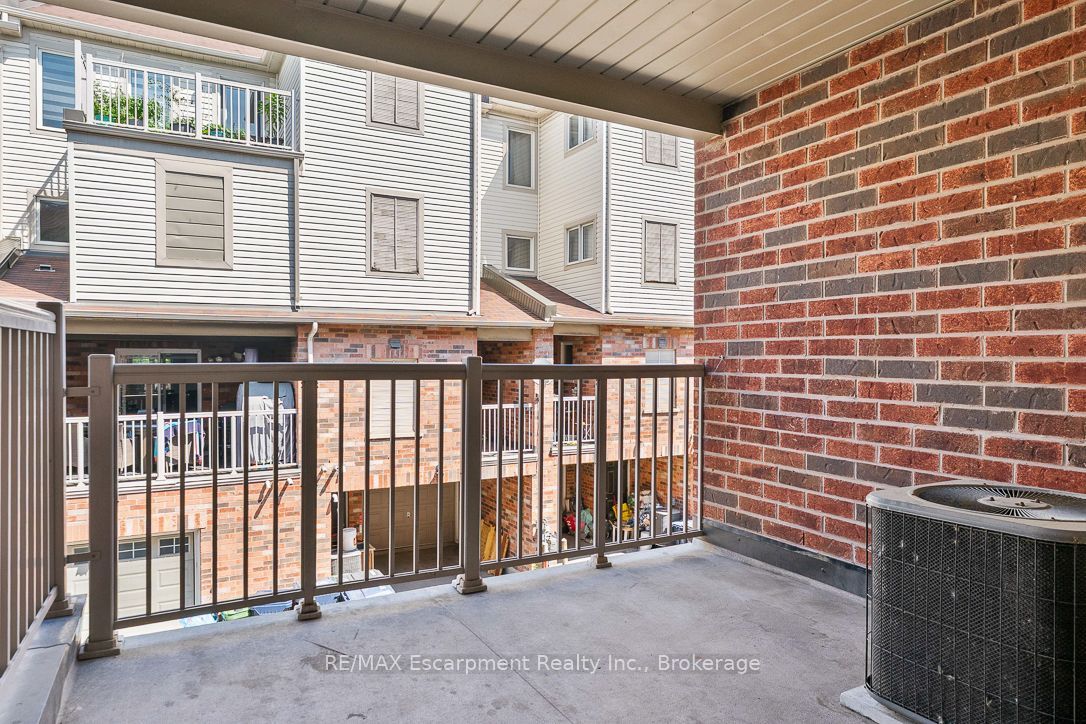 8 Jim Baird Mews Property Photo 21