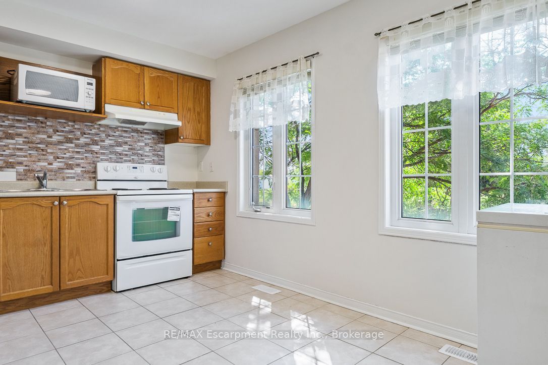 8 Jim Baird Mews Property Photo 27