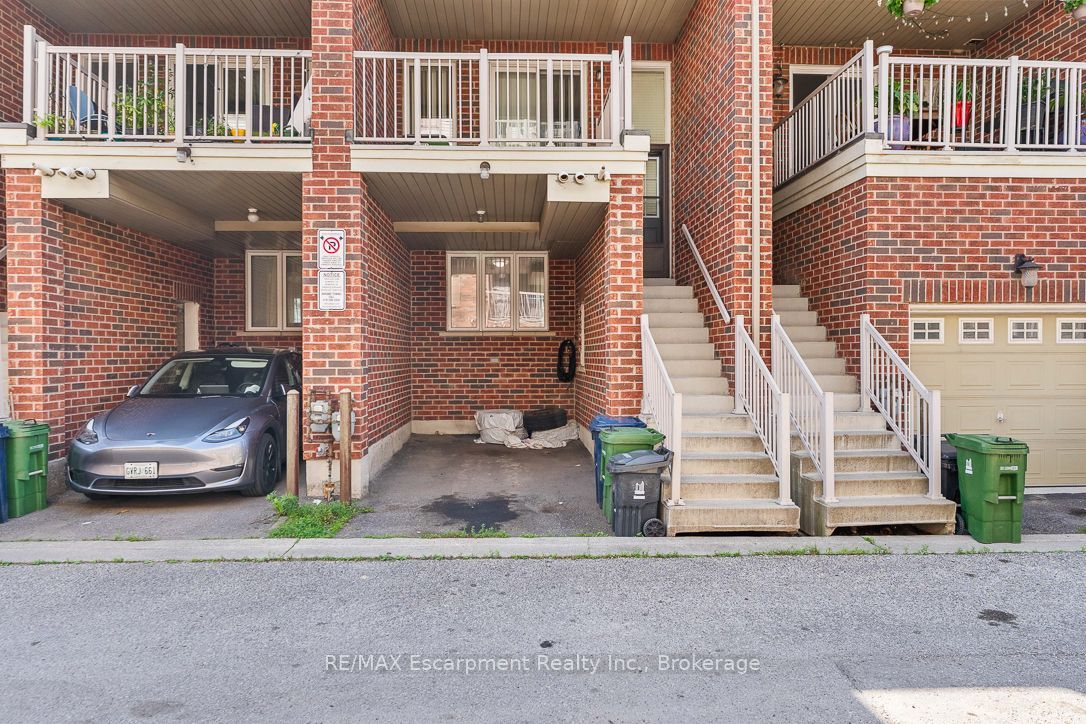 8 Jim Baird Mews Property Photo 50