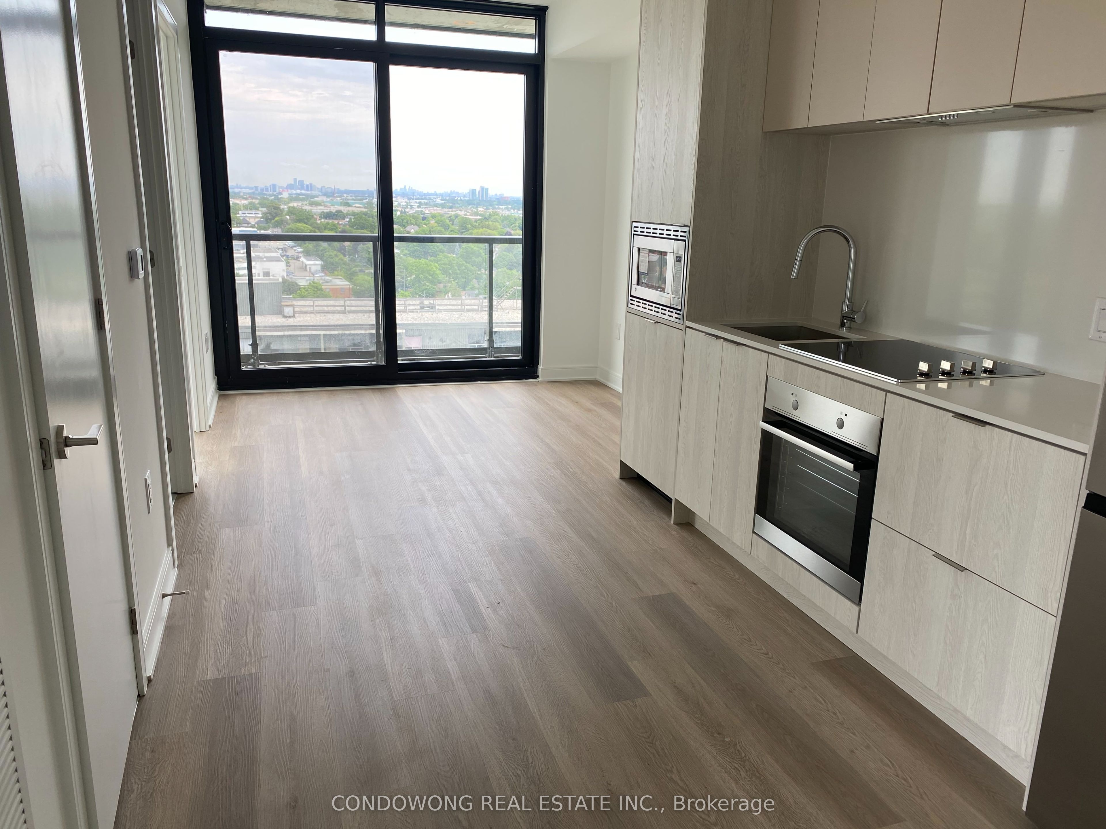 86 Dundas Street E 1404 Property Photo 1