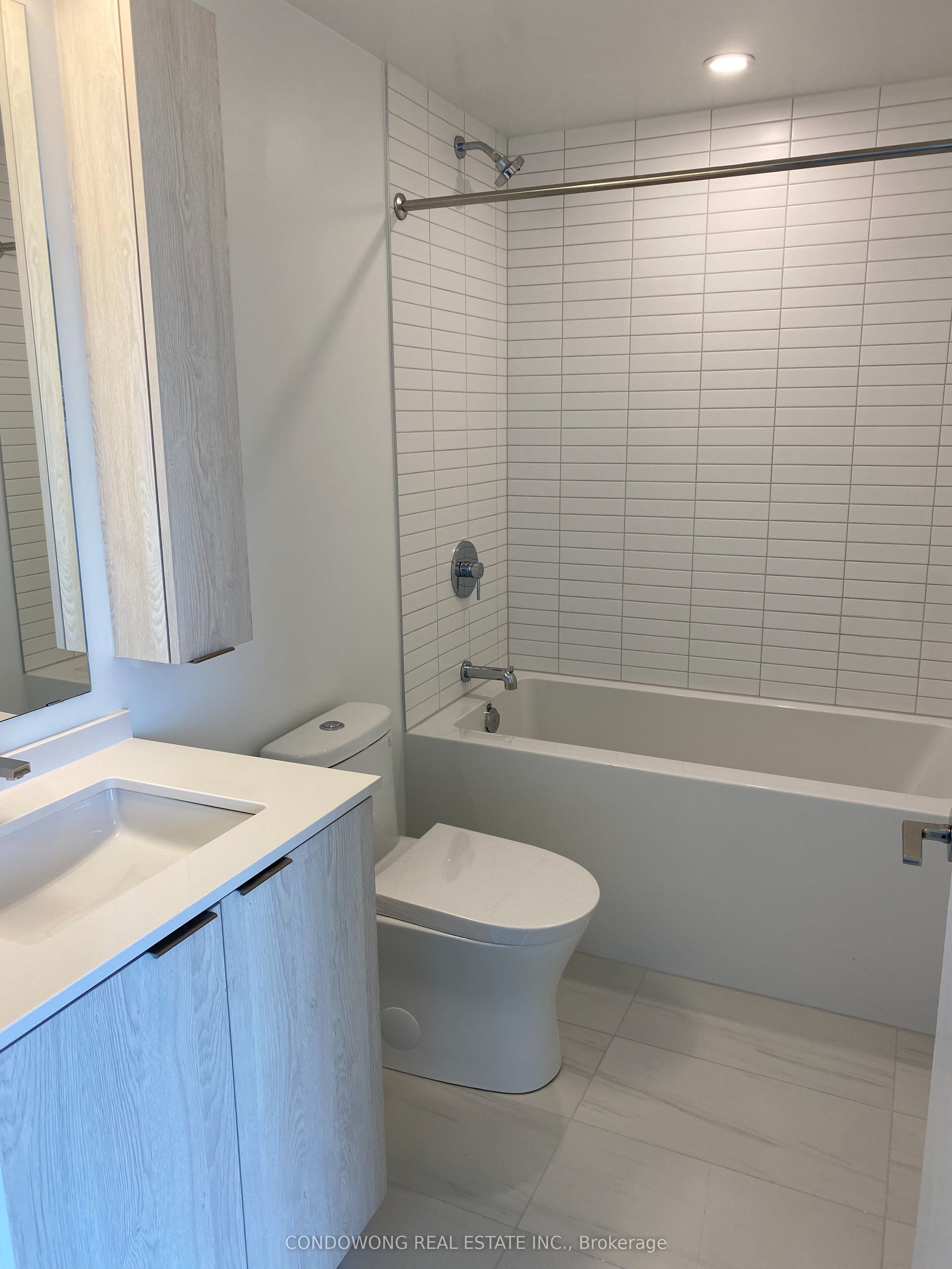 86 Dundas Street E 1404 Property Photo 10