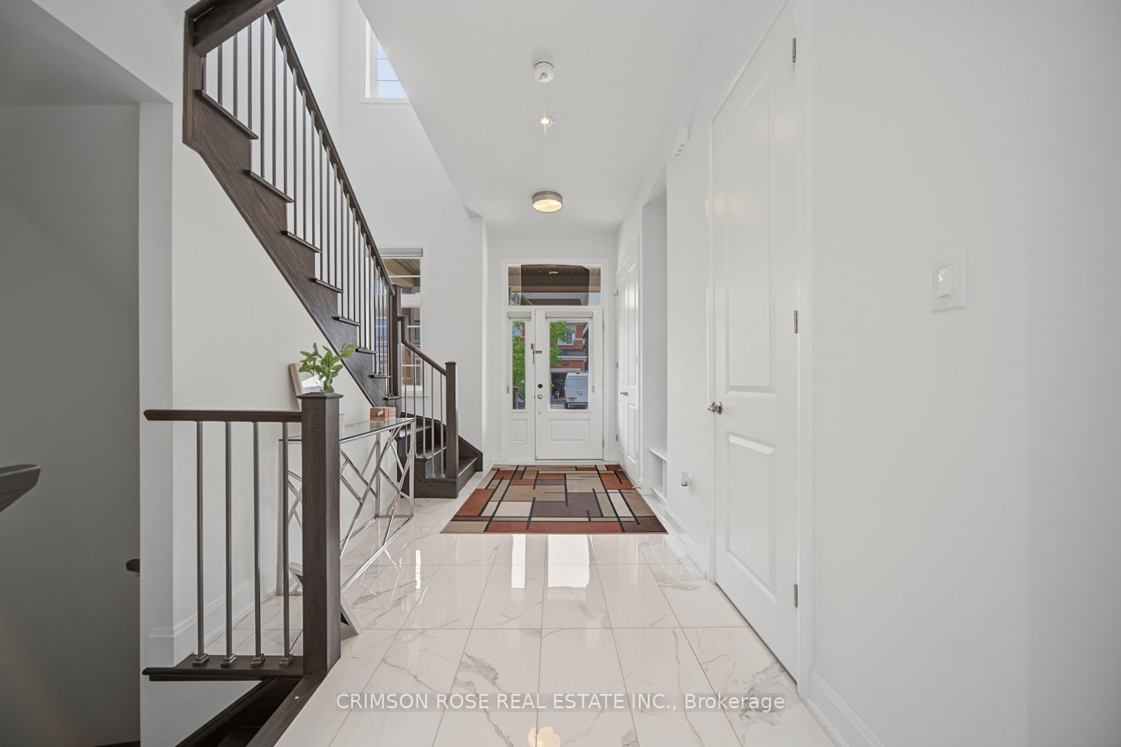 1444 Varelas Passage Property Photo 3