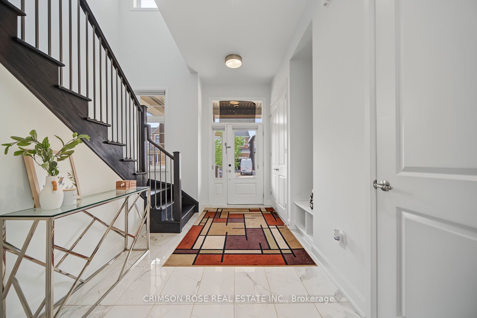 1444 Varelas Passage Property Photo 4