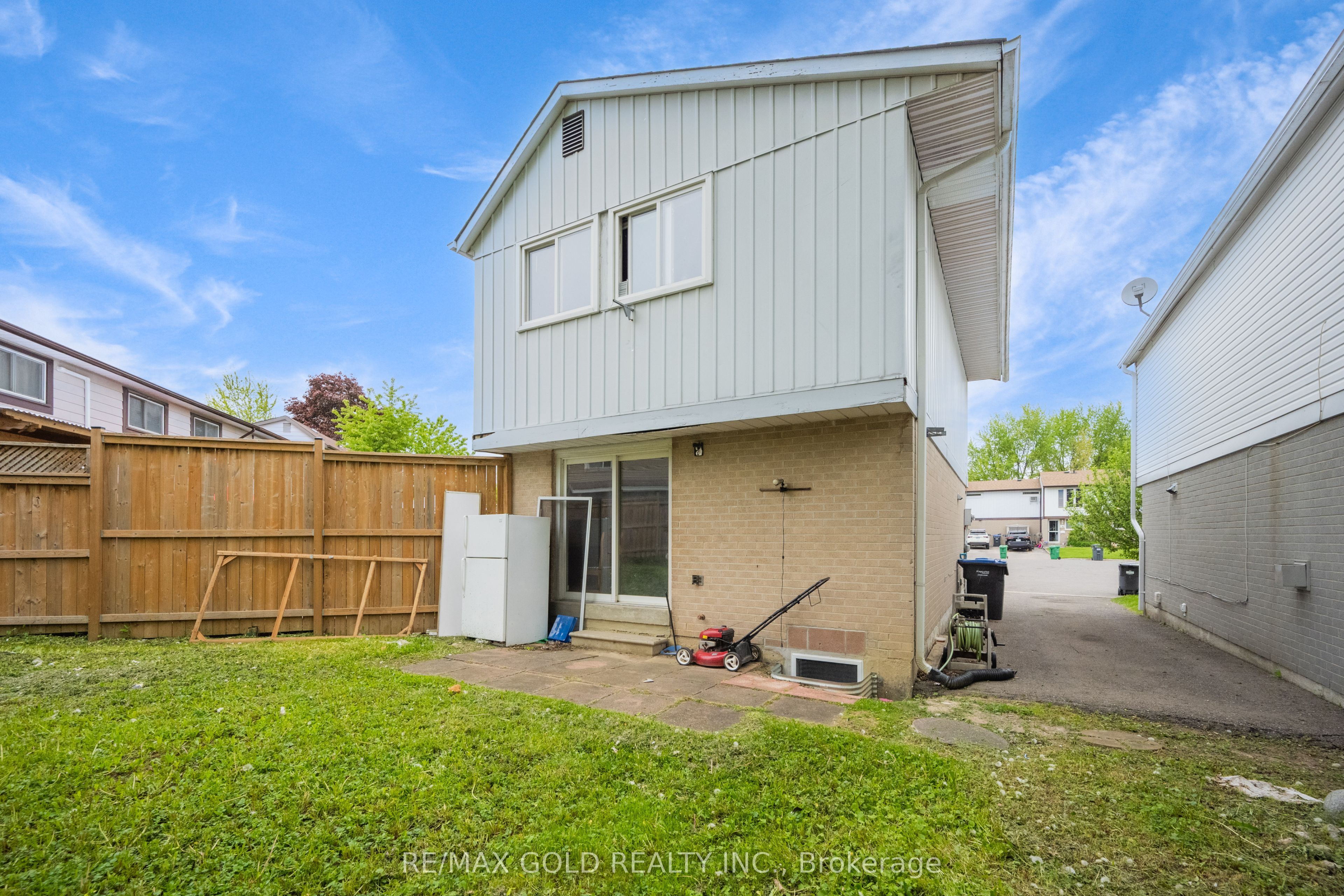 9 Havenbrook Court Property Photo 30