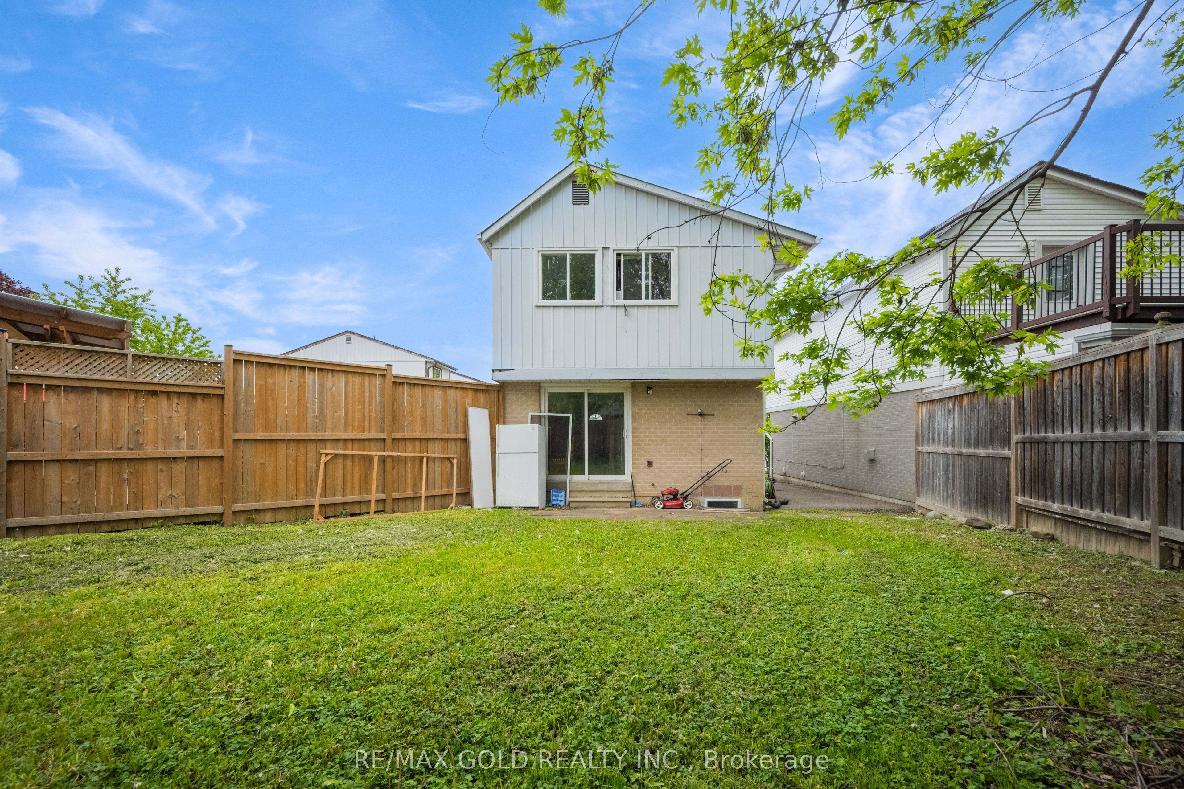 9 Havenbrook Court Property Photo 31