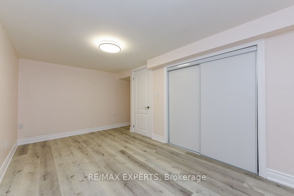 22 Rubydale Gardens Property Photo 10