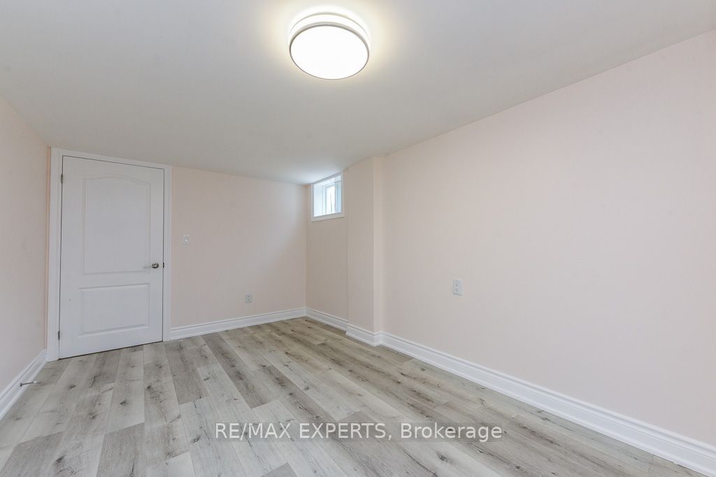 22 Rubydale Gardens Property Photo 15