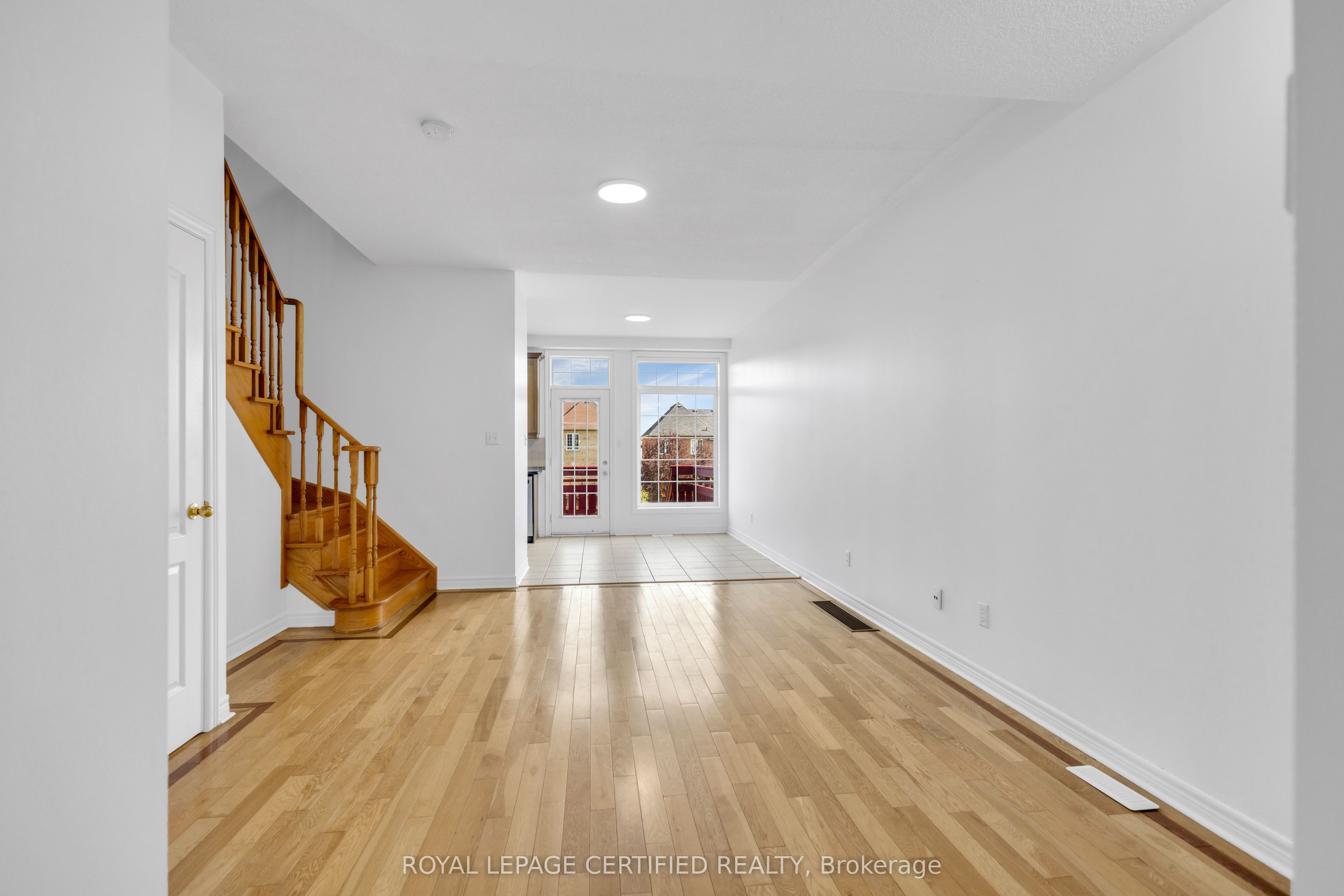 56 Pefferlaw Circle Property Photo 6