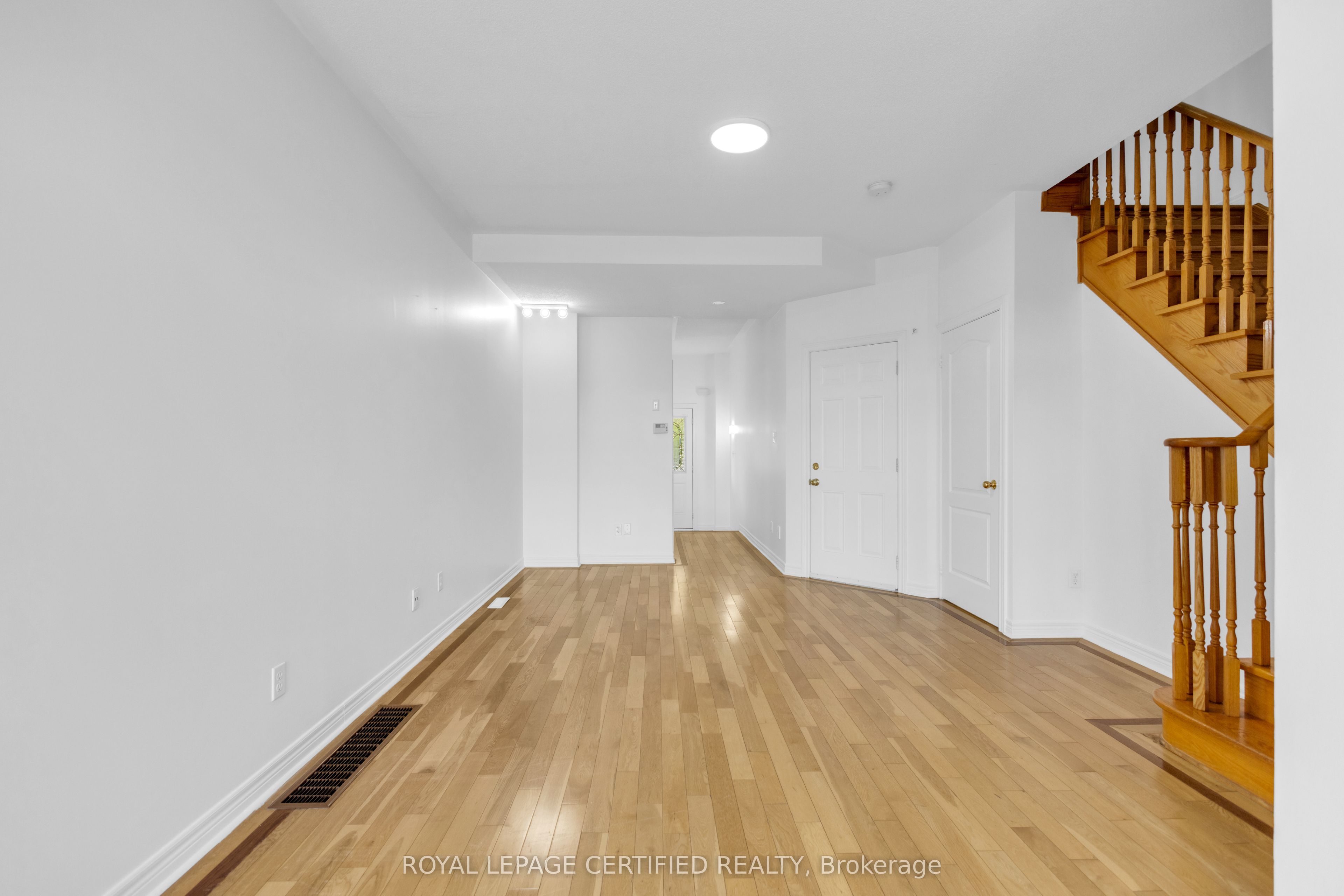 56 Pefferlaw Circle Property Photo 7