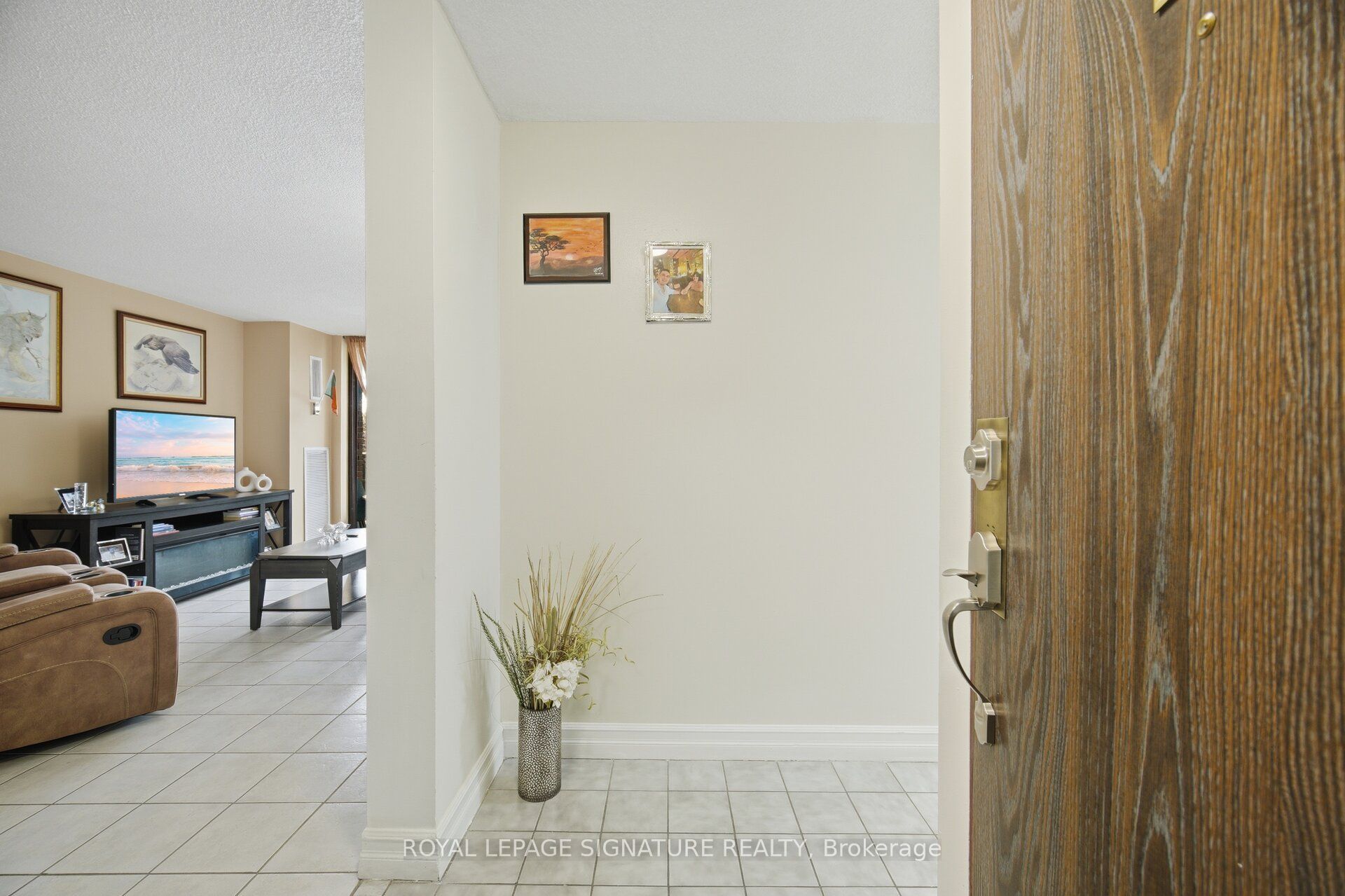 4 Kings Cross Road 303 Property Photo 7