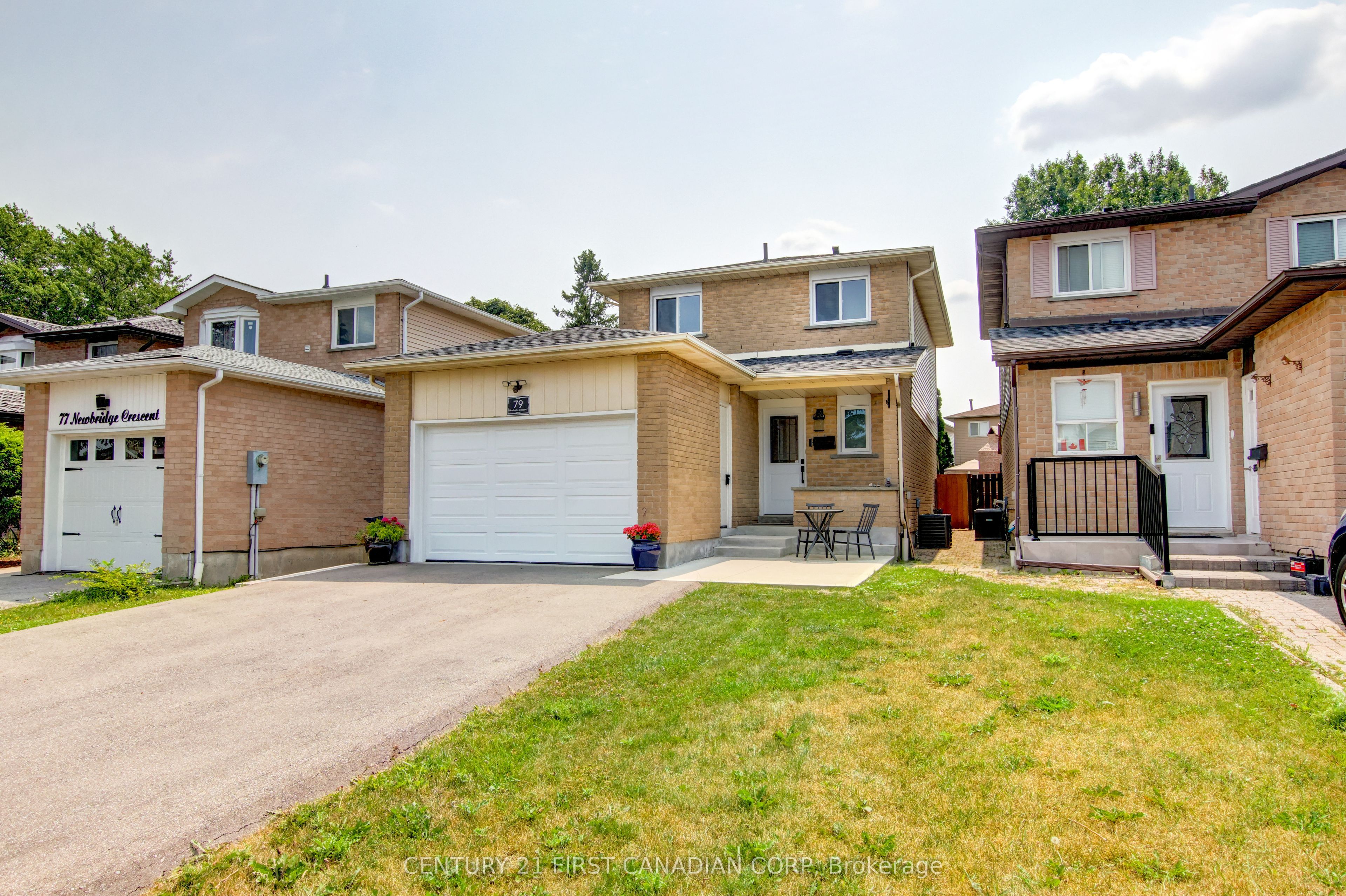 79 Newbridge Crescent Property Photo 2