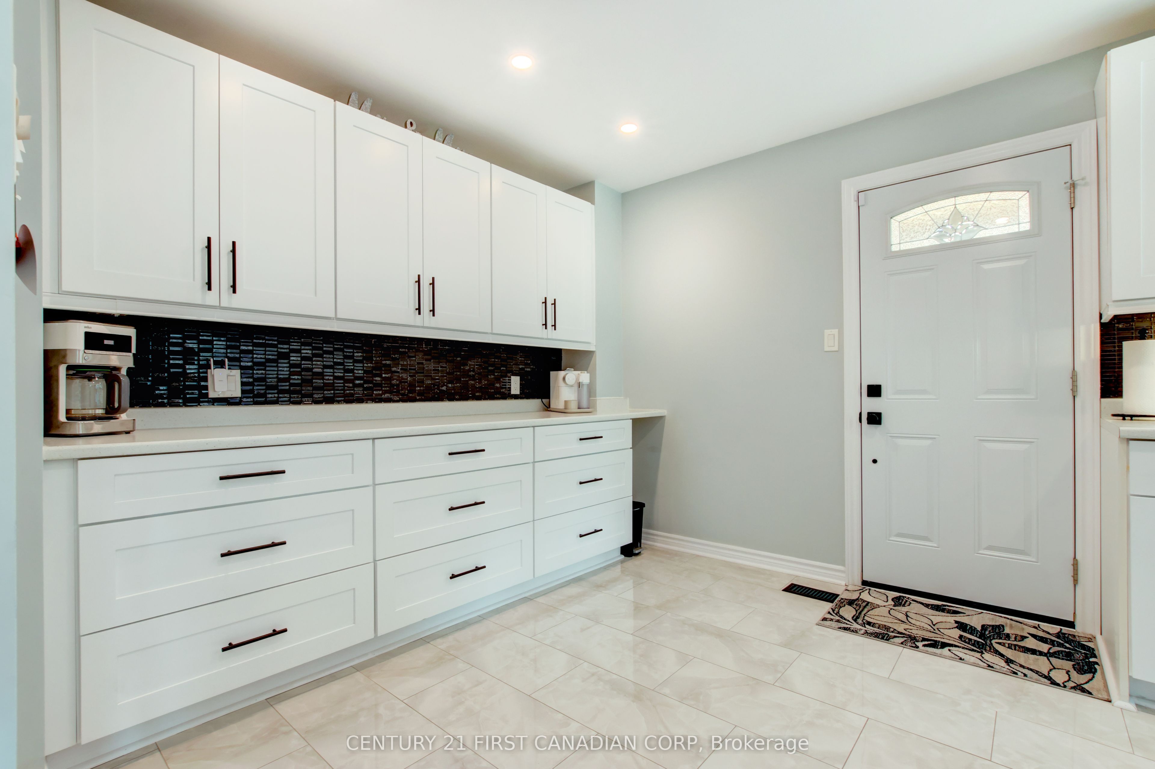 79 Newbridge Crescent Property Photo 15