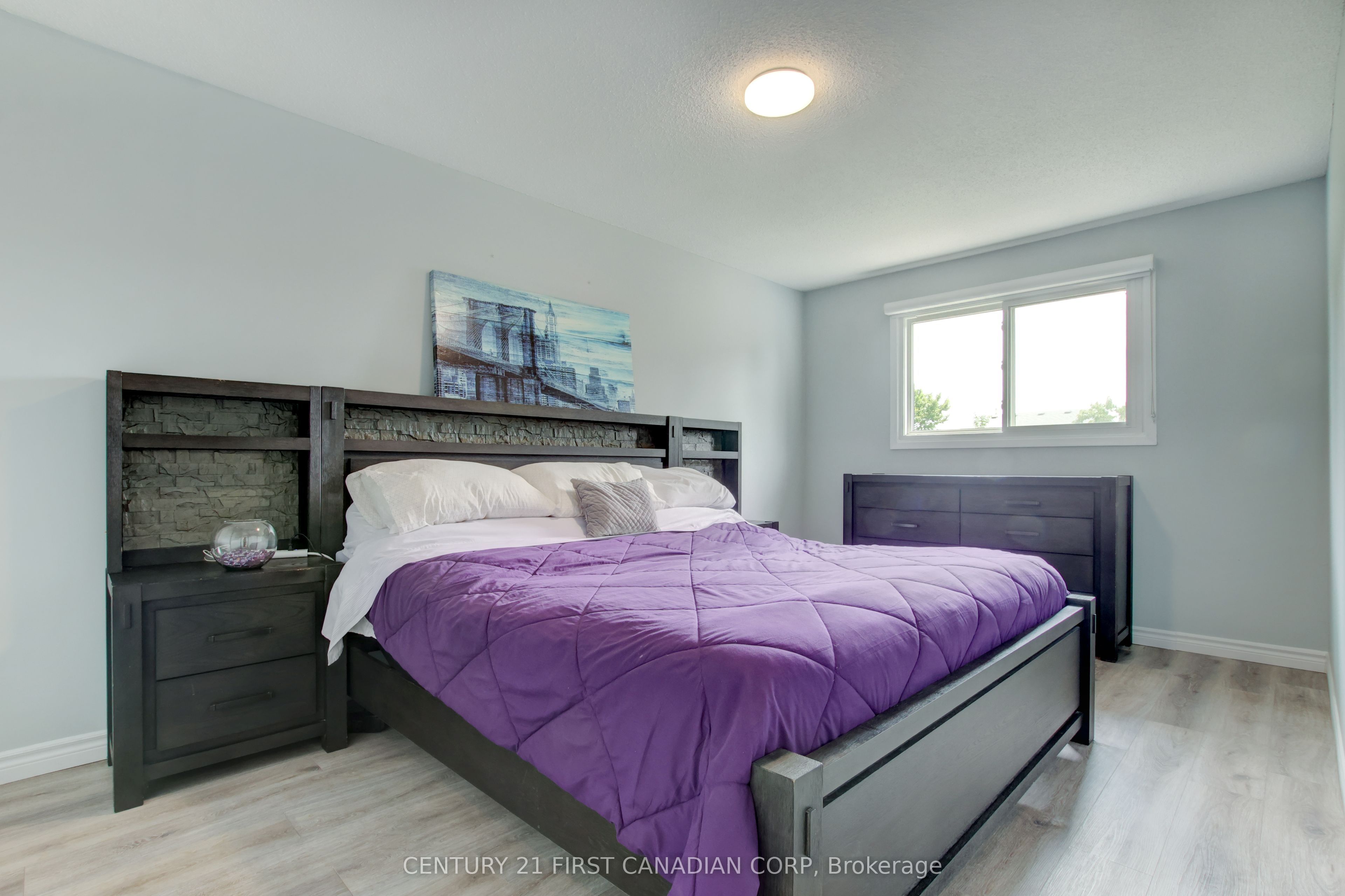 79 Newbridge Crescent Property Photo 21