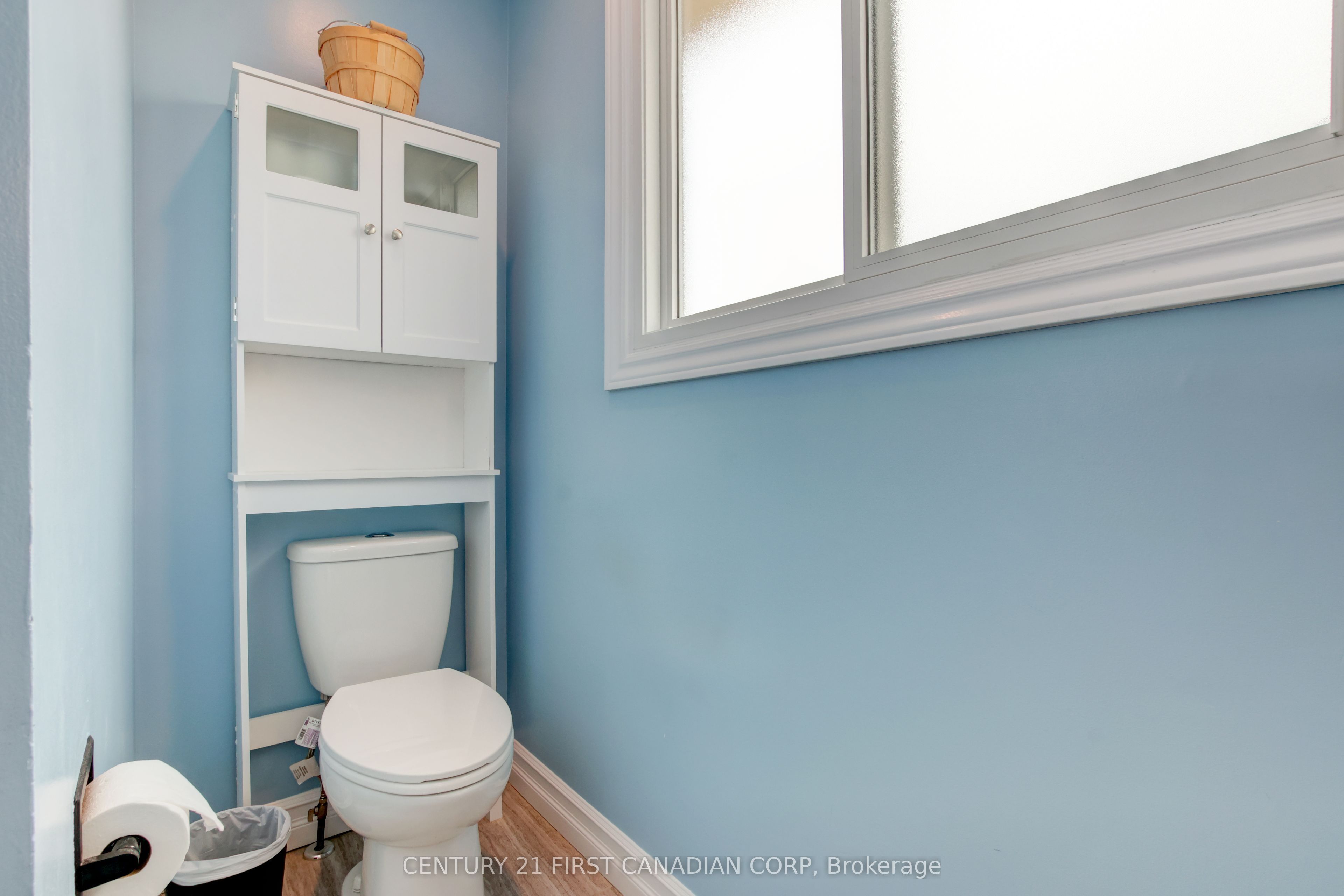 79 Newbridge Crescent Property Photo 25