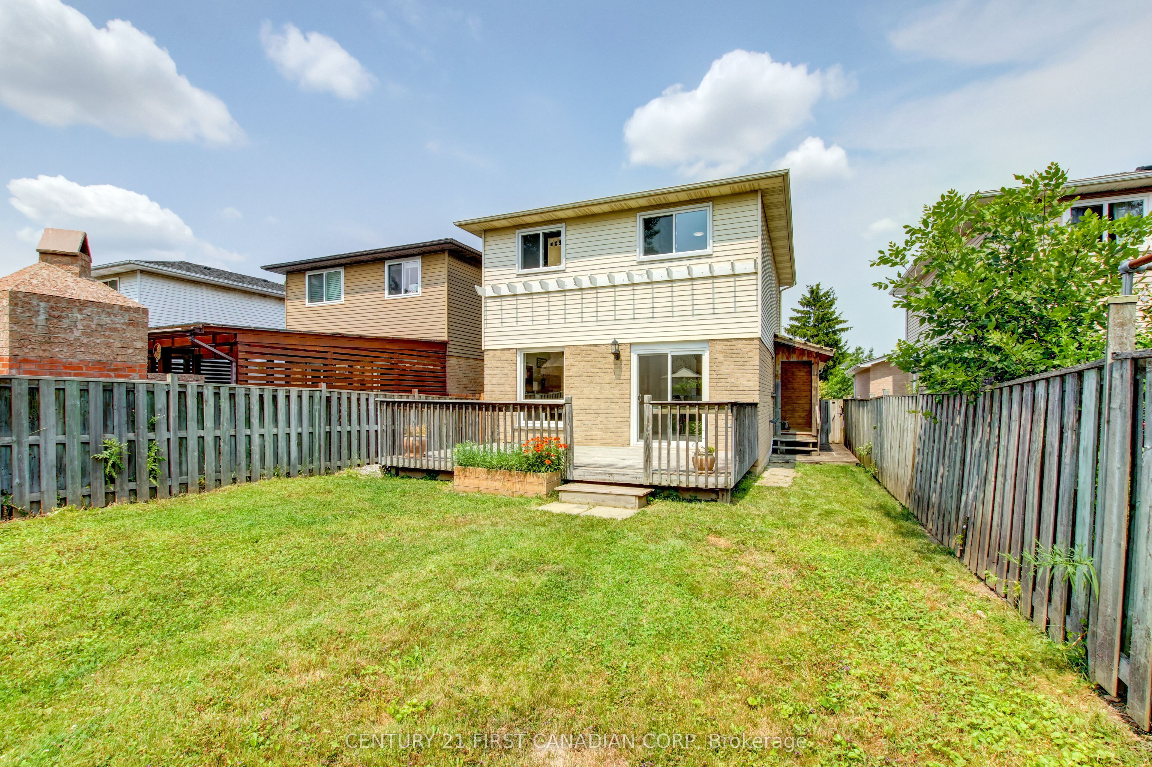 79 Newbridge Crescent Property Photo 47