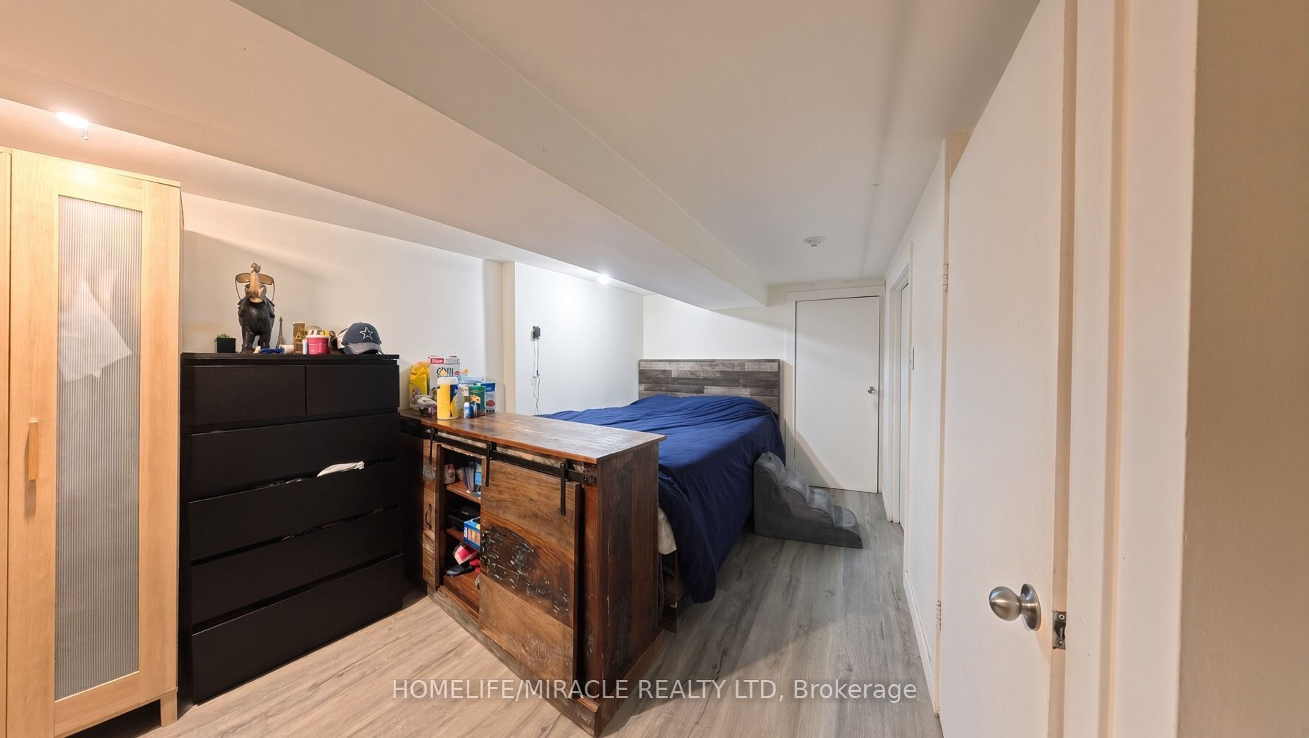 121 Medland Street Property Photo 26