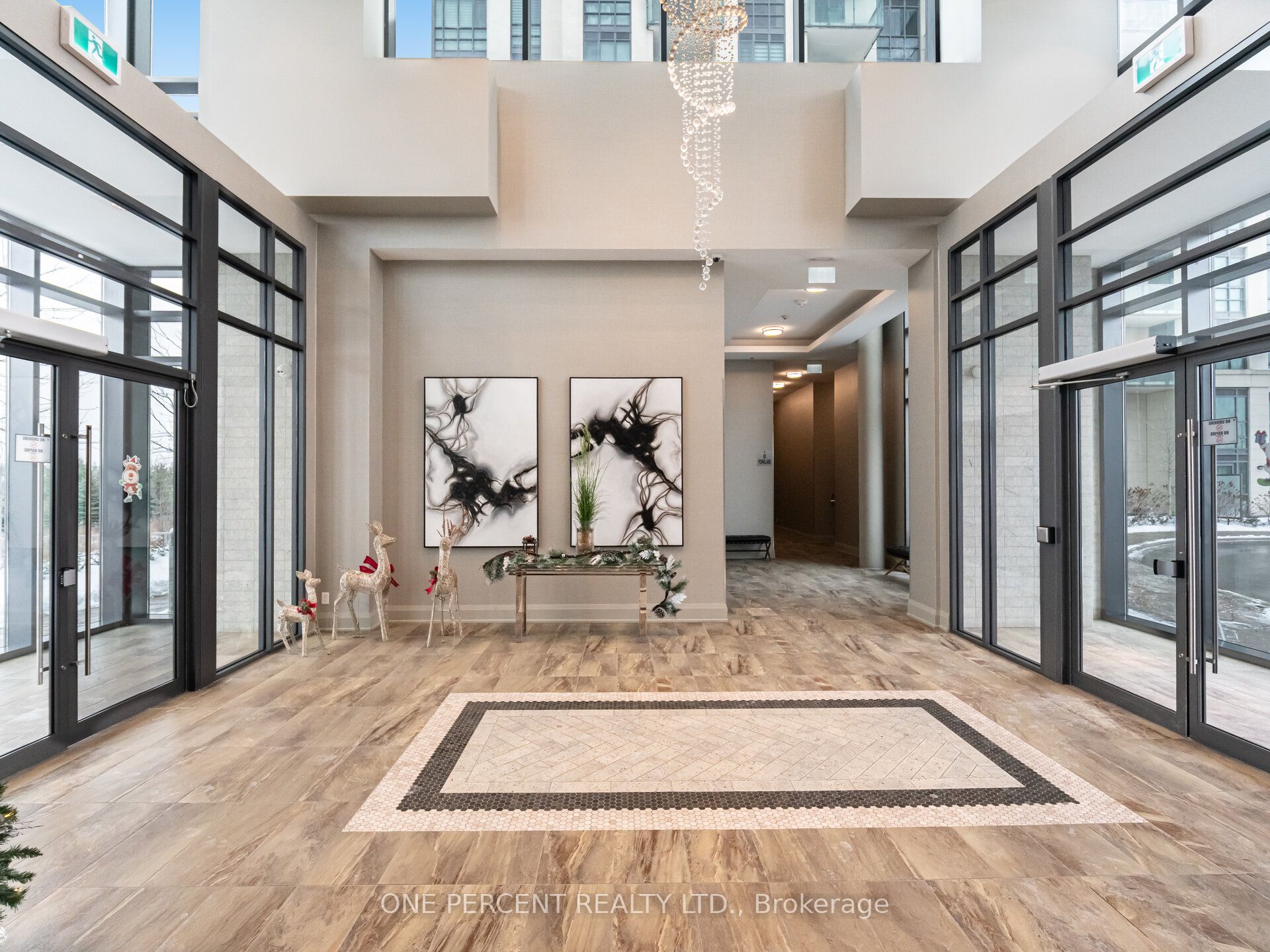 65 Yorkland Boulevard 811 Property Photo 7