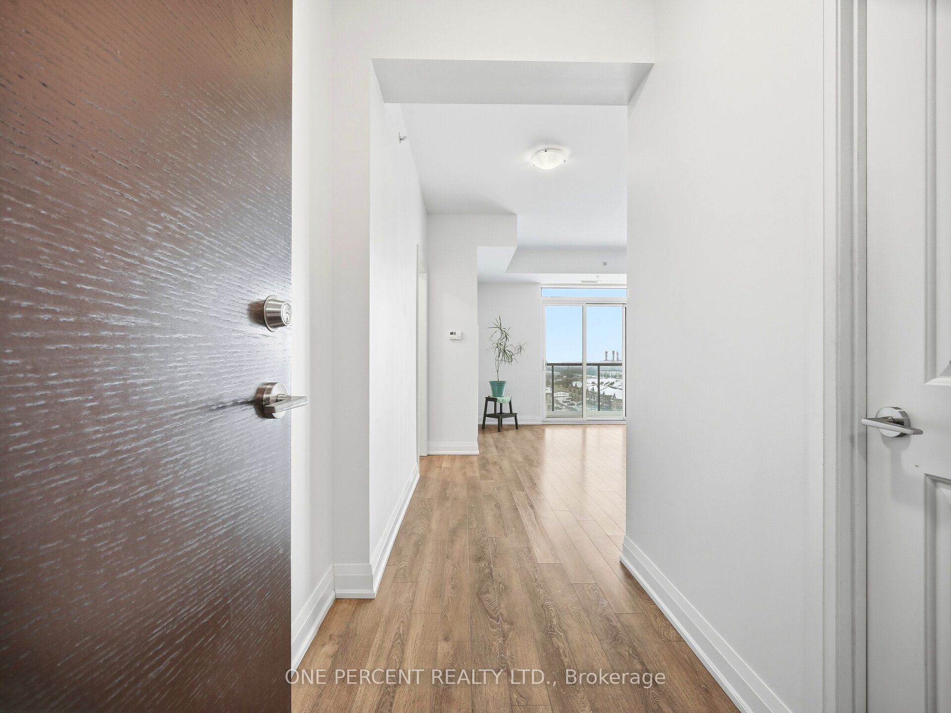 65 Yorkland Boulevard 811 Property Photo 10