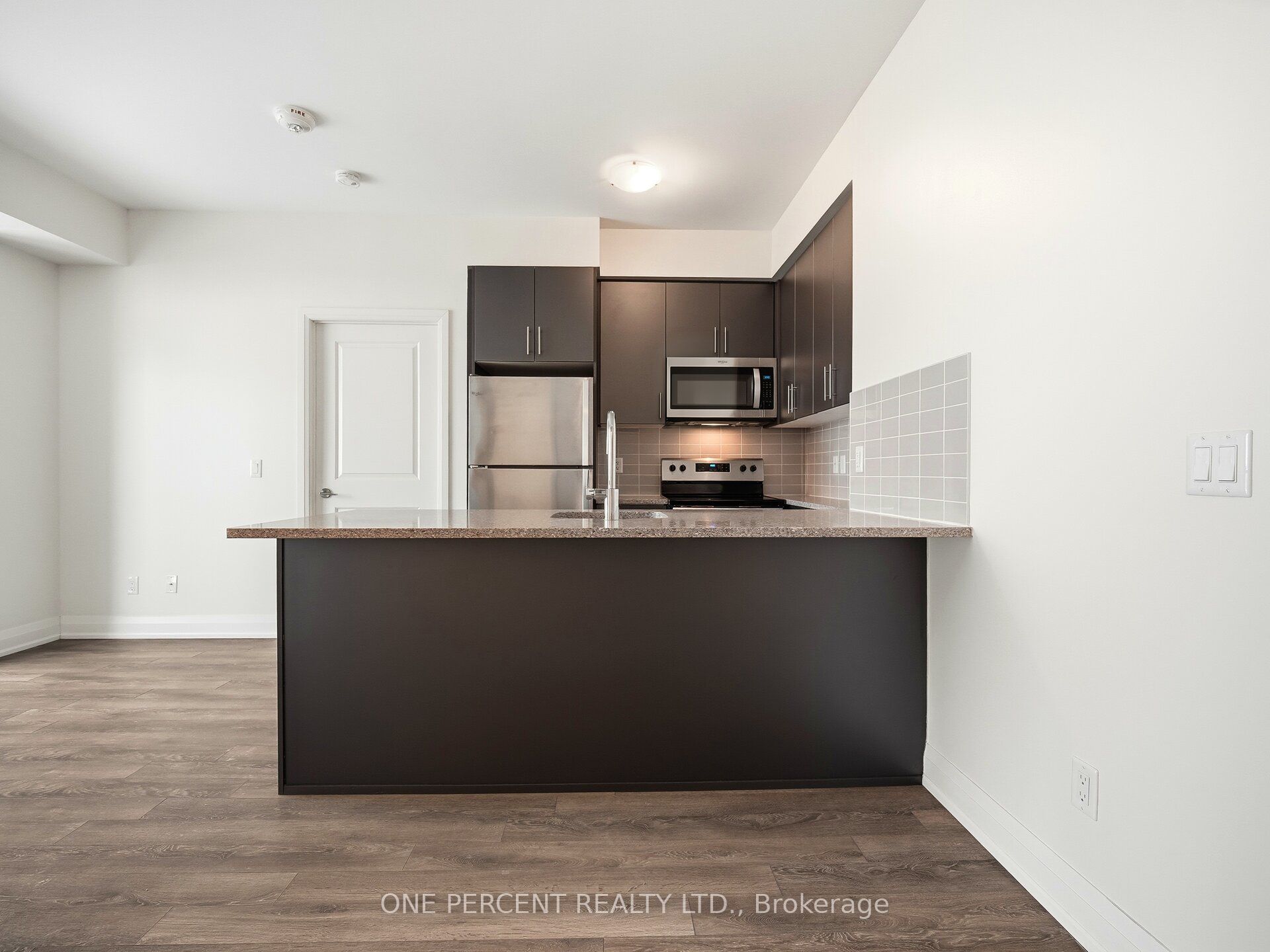 65 Yorkland Boulevard 811 Property Photo 15