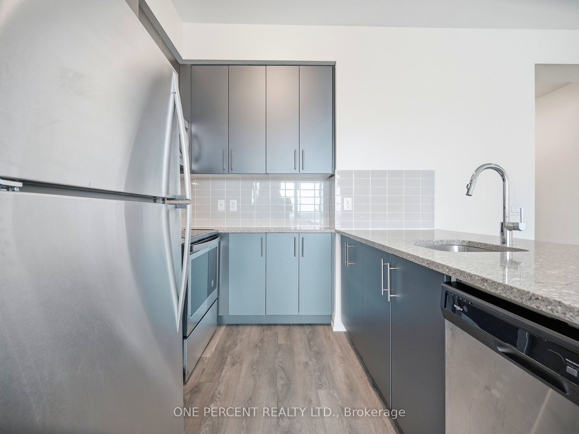 65 Yorkland Boulevard 811 Property Photo 18
