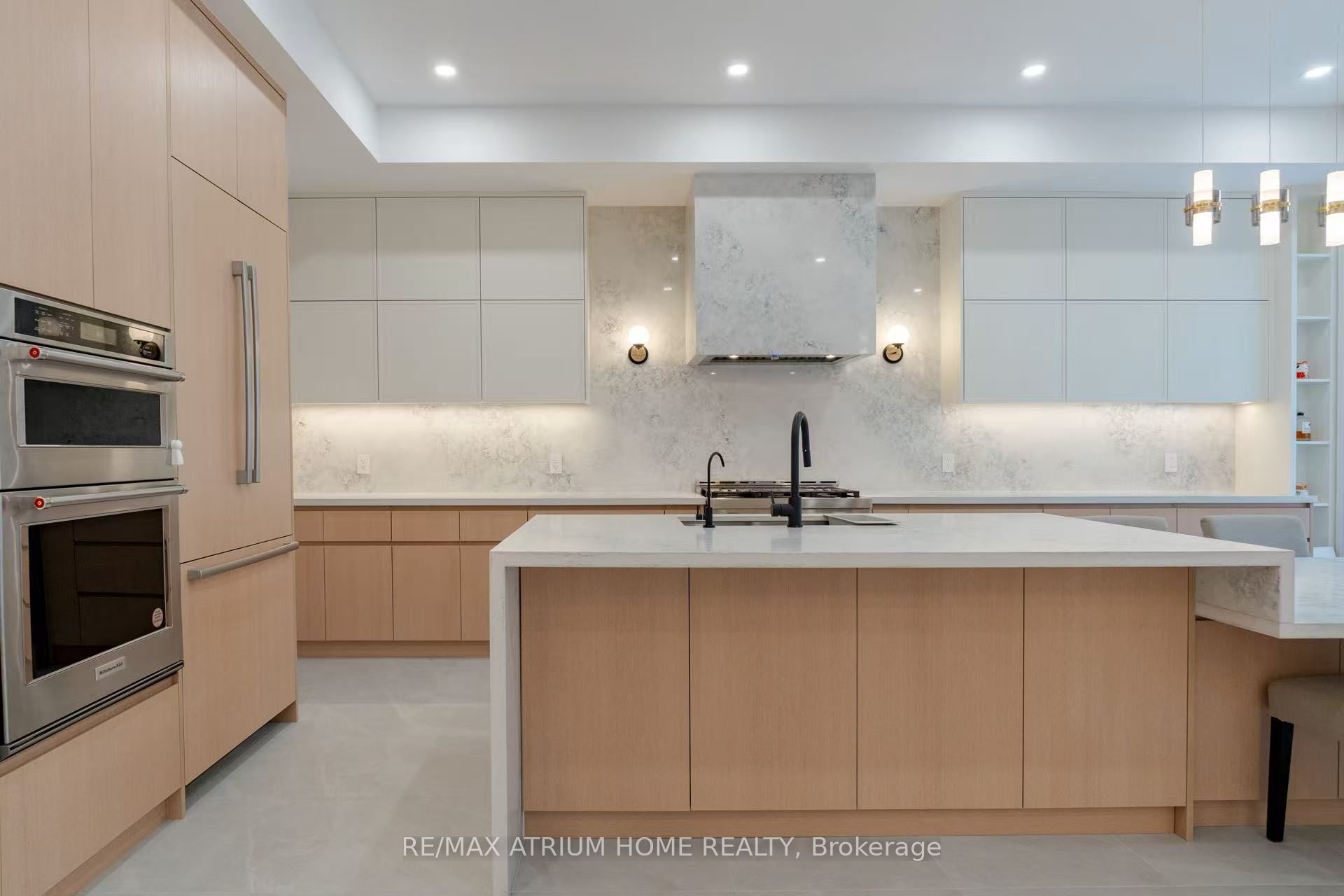75 Carnegie Drive Property Photo 3