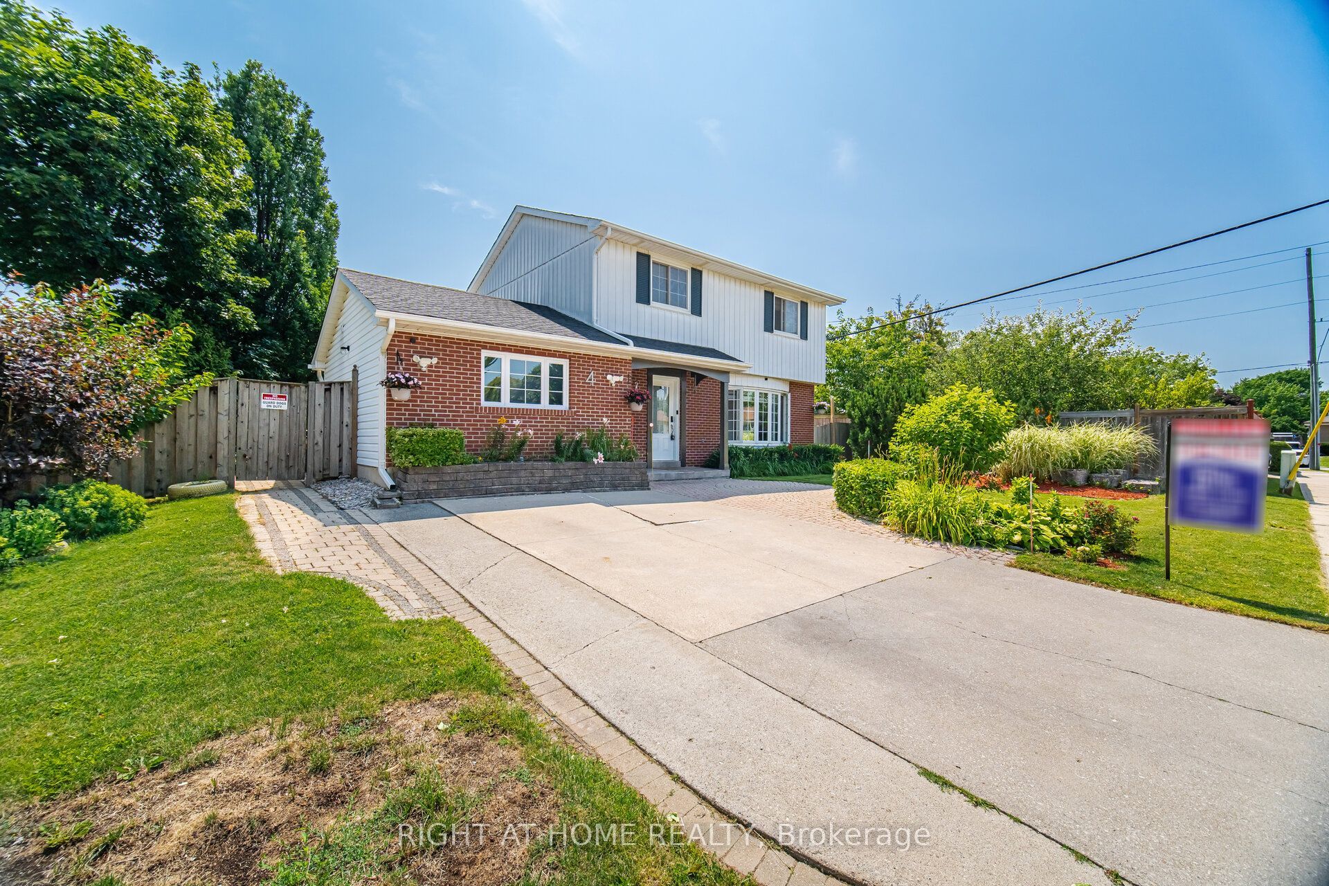 4 Rosefield Drive Property Photo 3