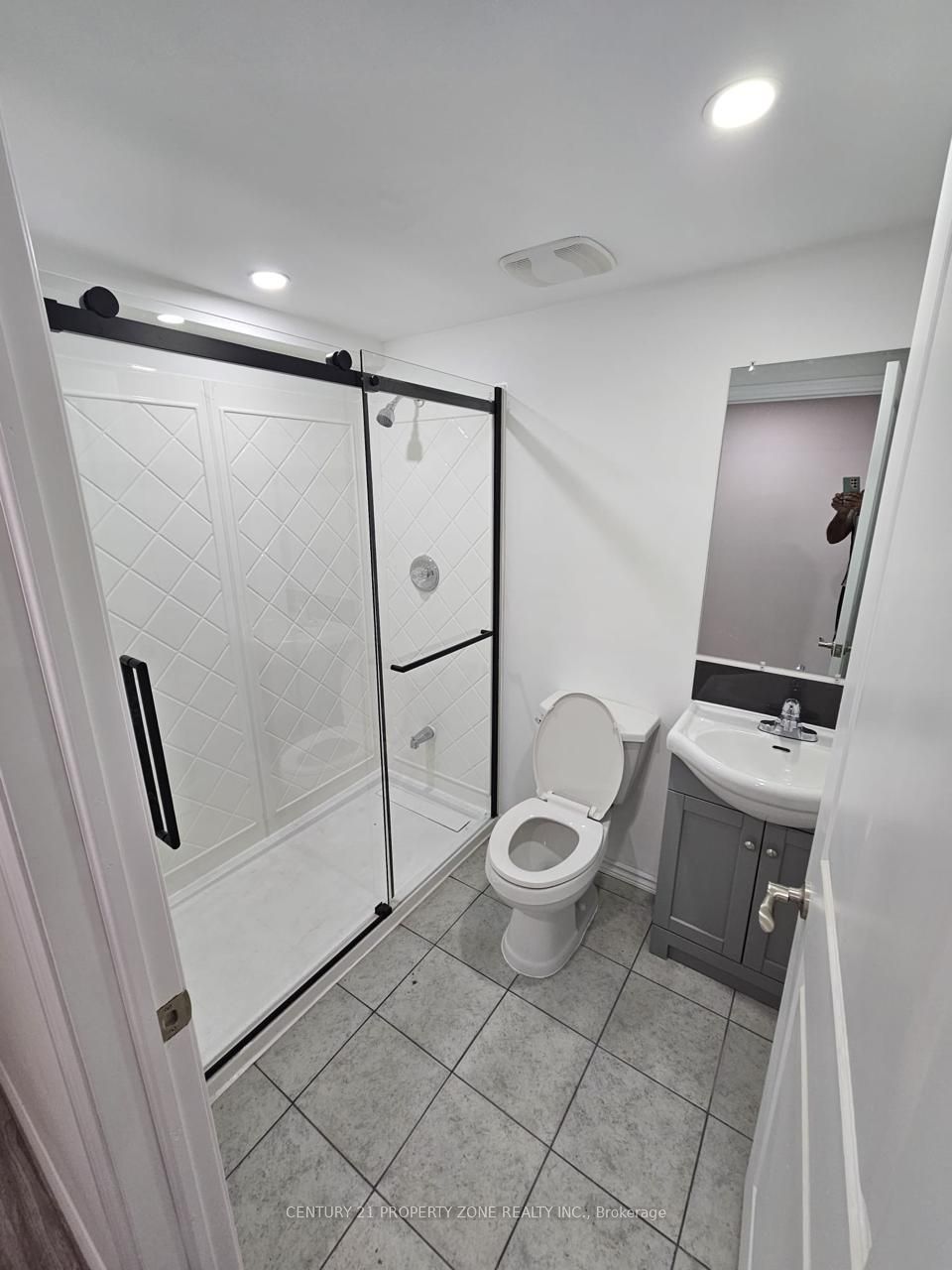 9033 Derry Road 15 Property Photo 21