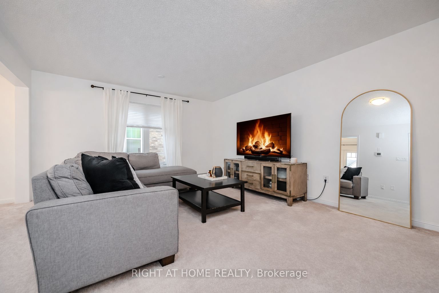 525 Cavanagh Lane Property Photo 11