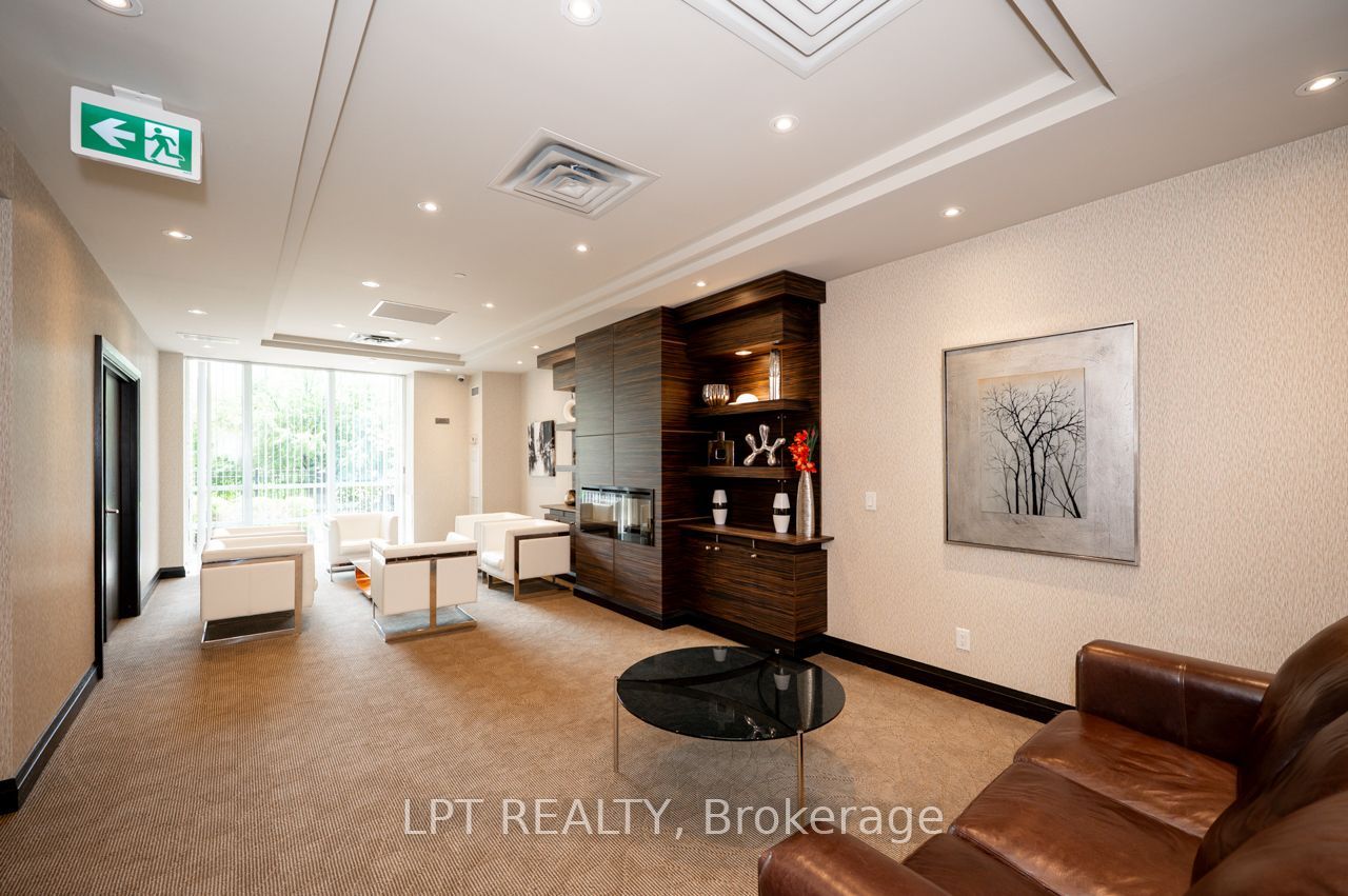 1 Michael Power Place 1513 Property Photo 8