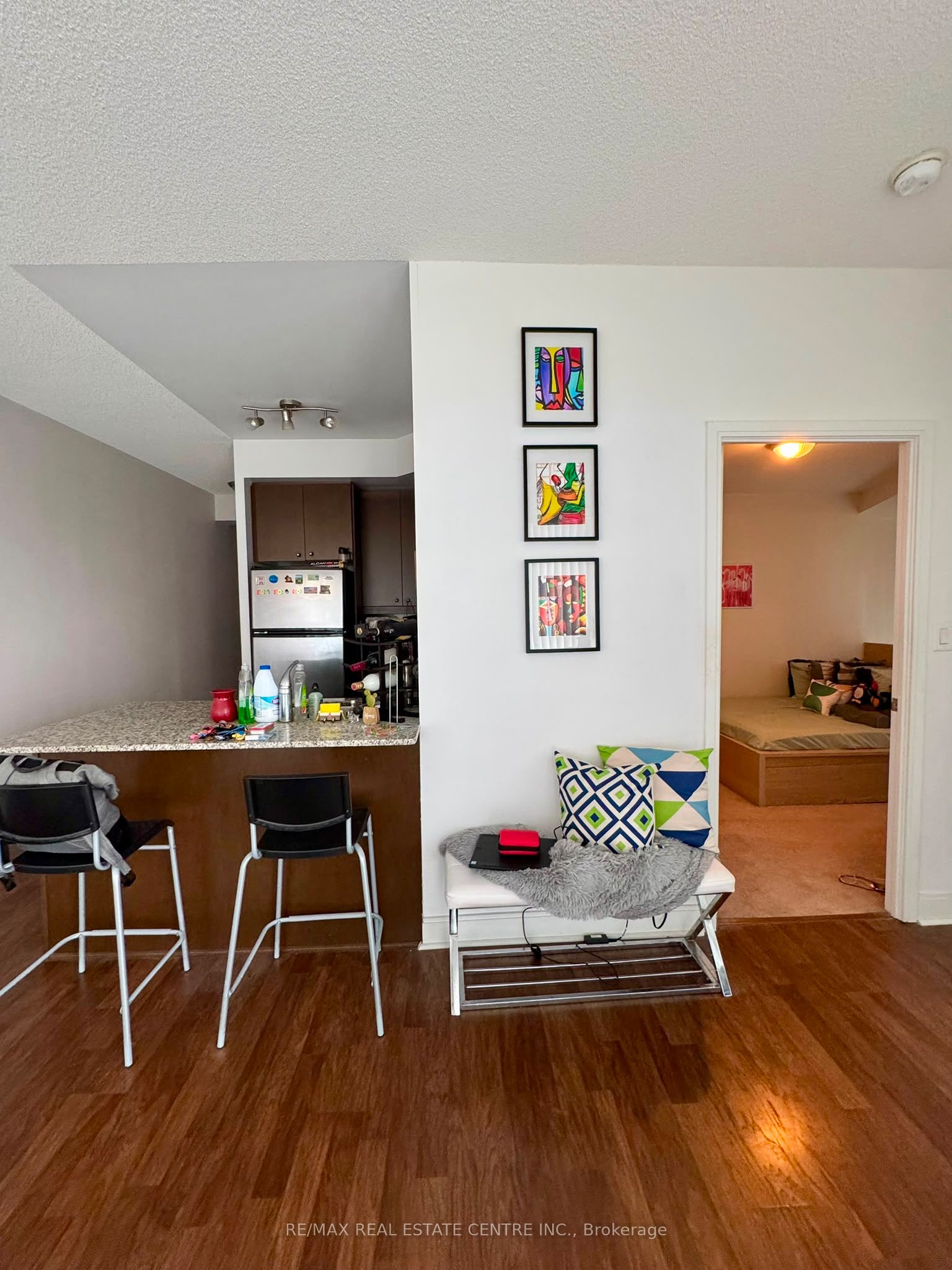50 Absolute Avenue 802 Property Photo 12
