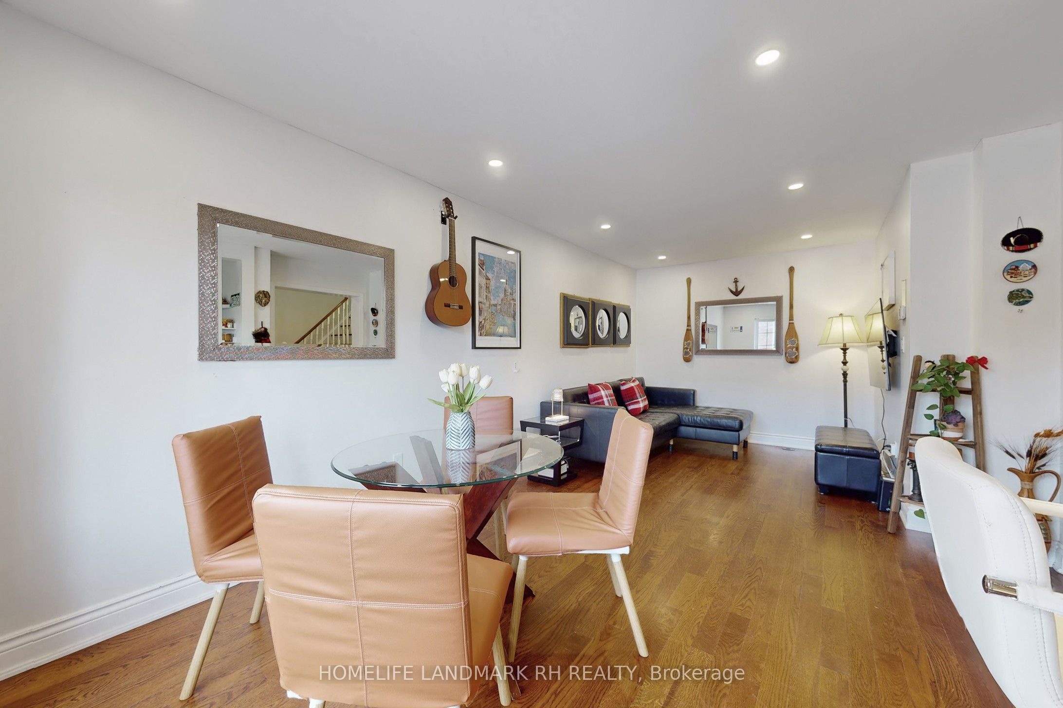 3060 Dewridge Avenue Property Photo 3