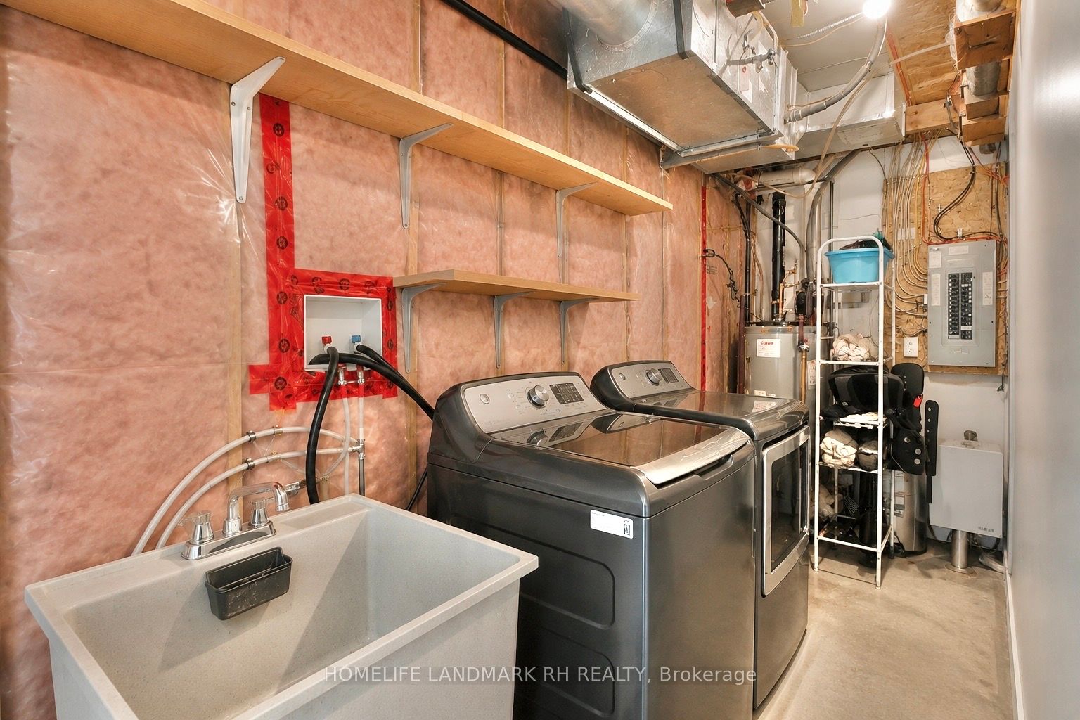 3060 Dewridge Avenue Property Photo 19