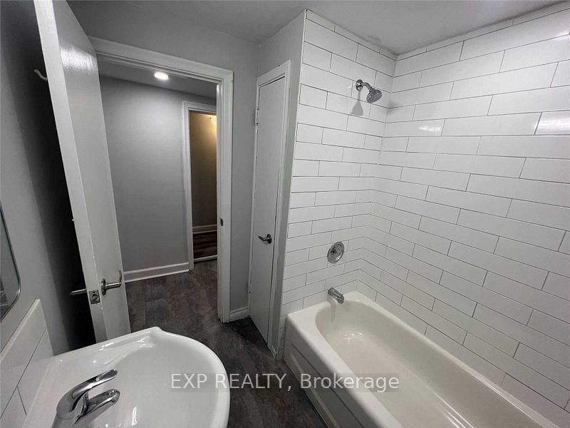 1 Henderson Avenue 5 Property Photo 6