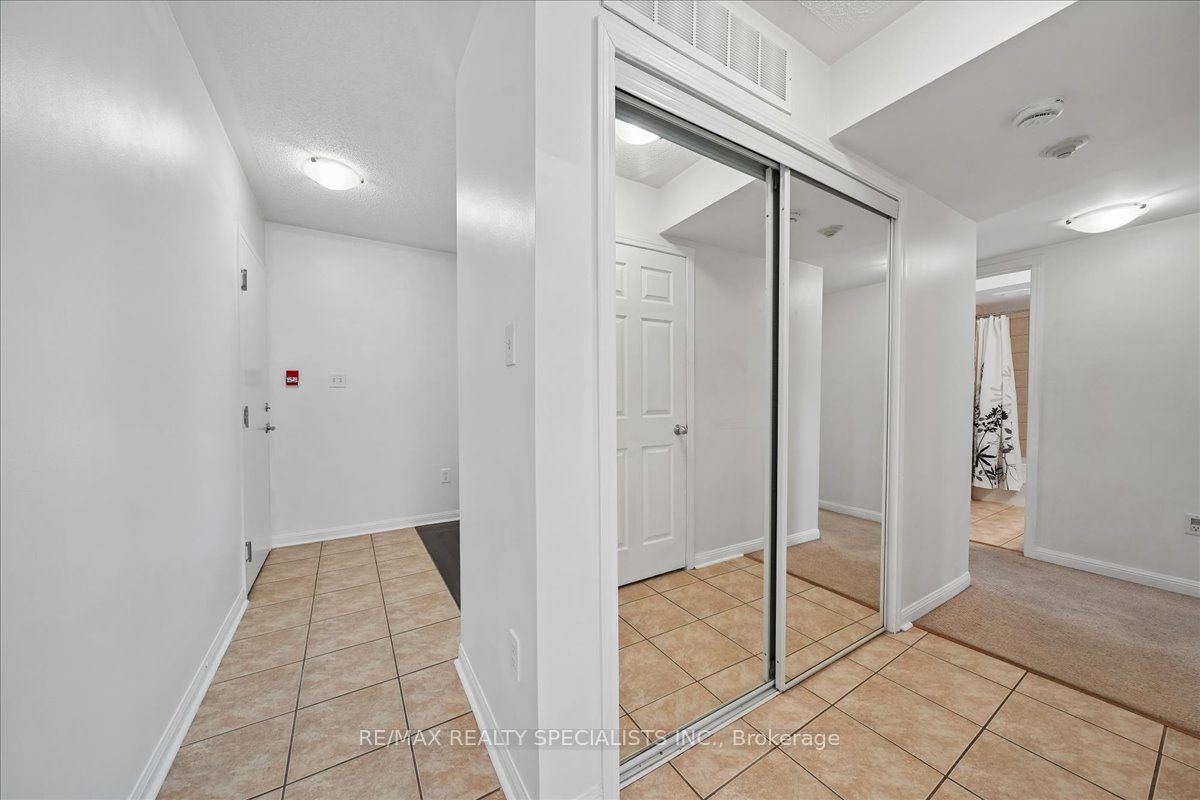 614 Shoreline Drive 5 Property Photo 9
