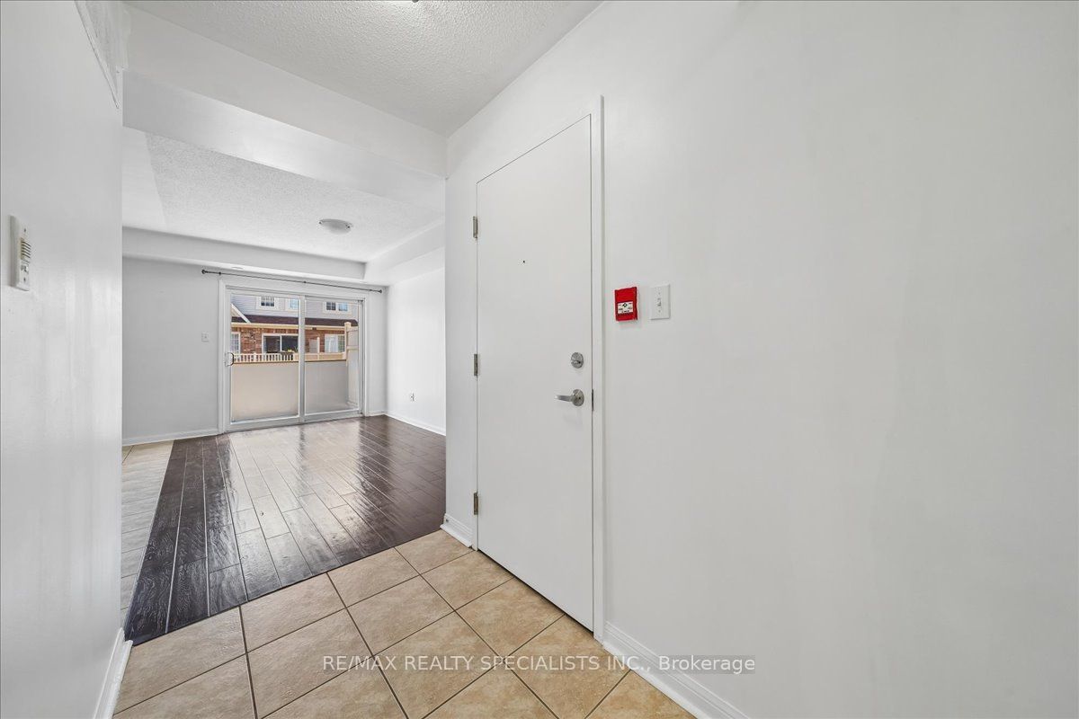 614 Shoreline Drive 5 Property Photo 13