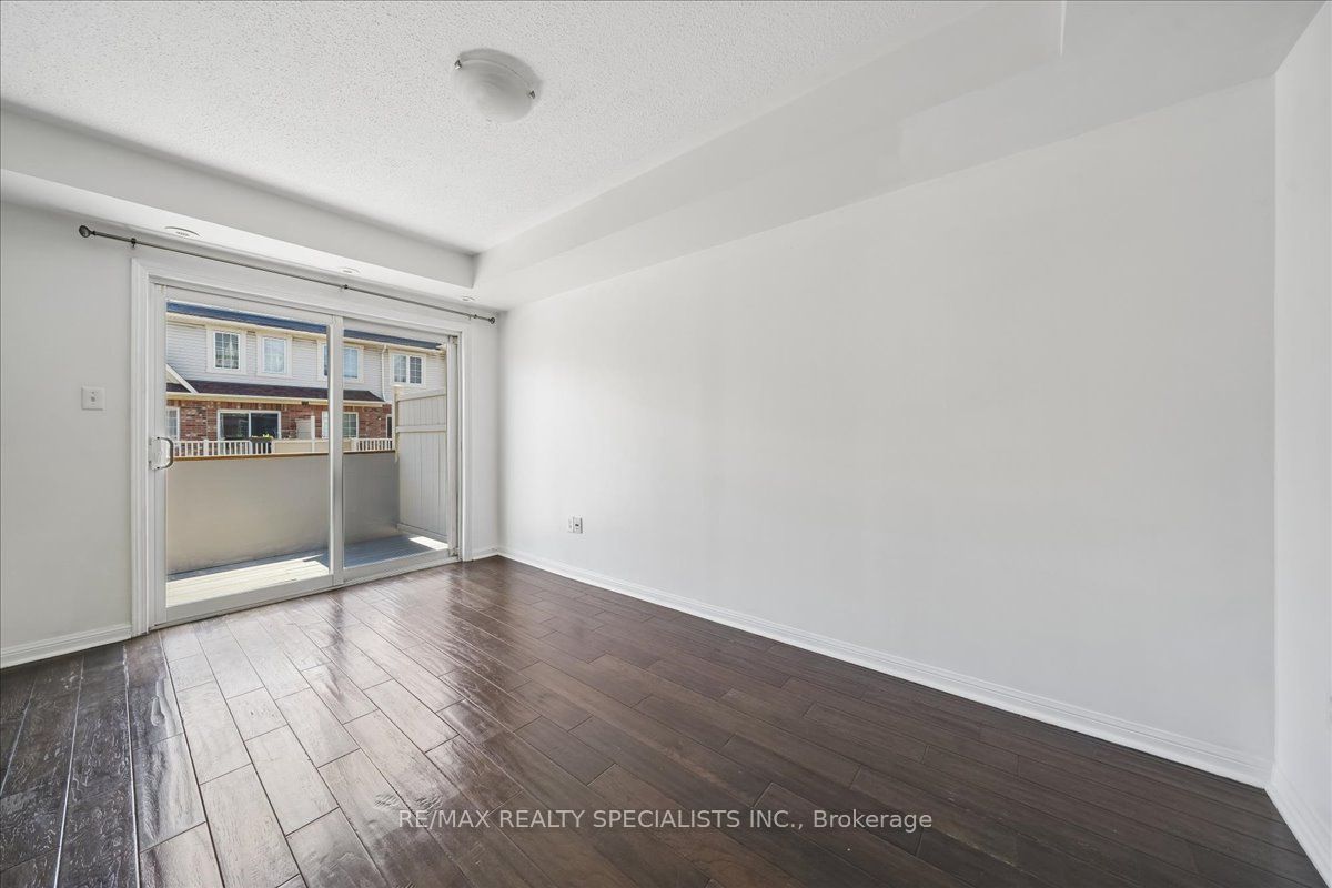 614 Shoreline Drive 5 Property Photo 14