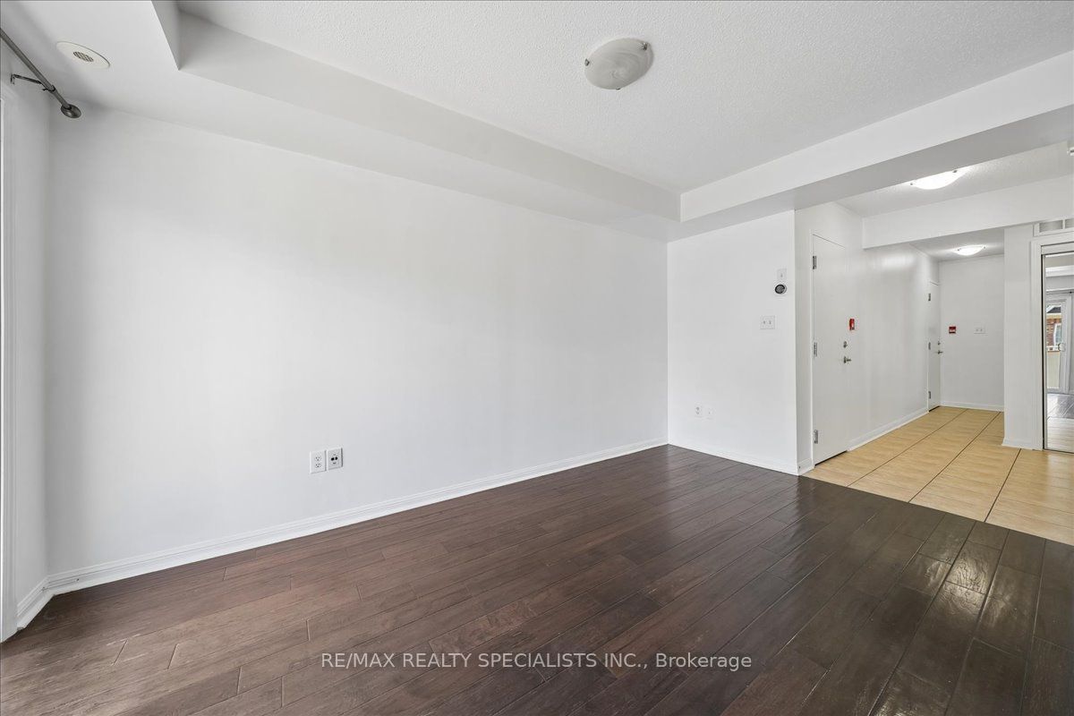 614 Shoreline Drive 5 Property Photo 15