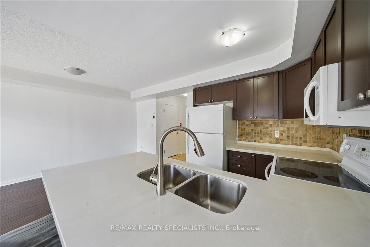 614 Shoreline Drive 5 Property Photo 20