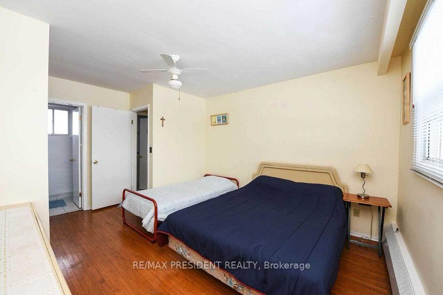7190 King Street Property Photo 32