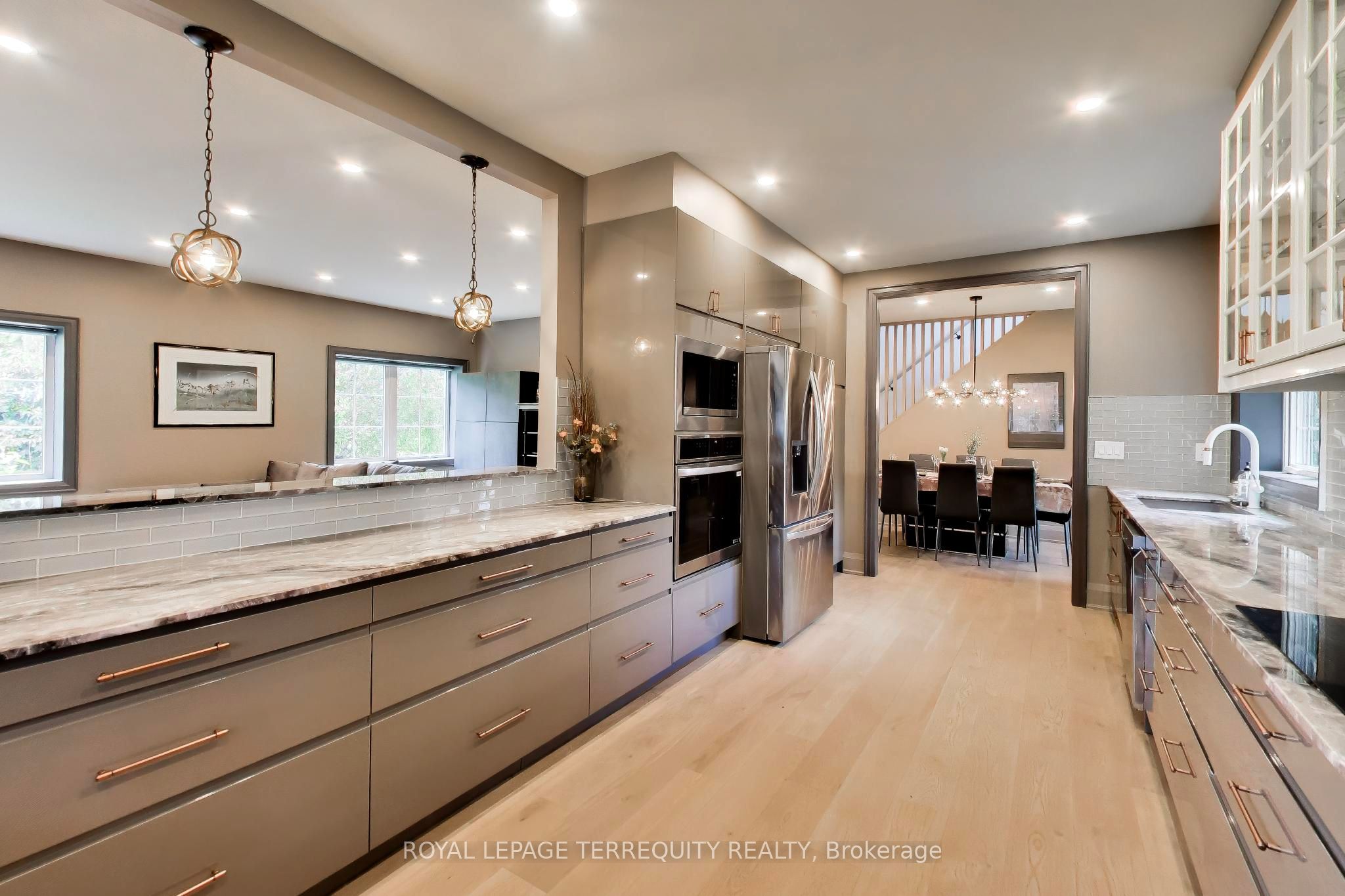 1621 Skyline Drive Property Photo 12